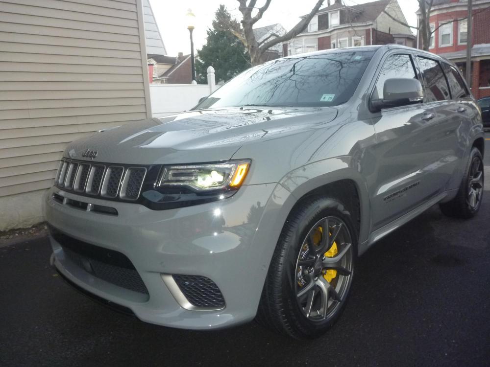2020 STING GRAY /BLACK LEATHER Jeep Grand Cherokee Trackhawk 4WD (1C4RJFN9XLC) with an 6.2L V8 SUPERCHARGED engine, 8A transmission, located at 1018 Brunswick Ave, Trenton, NJ, 08638, (609) 989-0900, 40.240086, -74.748085 - Photo #0