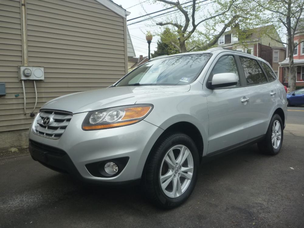 2010 SILVER /BLACK LEATHER Hyundai Santa Fe Limited 3.5 AWD (5NMSKDAG6AH) with an 3.5L V6 DOHC 24V engine, 6-Speed Automatic transmission, located at 1018 Brunswick Ave, Trenton, NJ, 08638, (609) 989-0900, 40.240086, -74.748085 - Photo #0