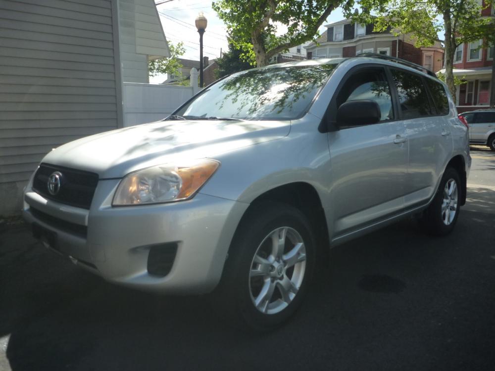 2011 SILVER /GREY CLOTH Toyota RAV4 Base I4 4WD (2T3BF4DV4BW) with an 2.4L L4 DOHC 16V engine, 4-Speed Automatic transmission, located at 1018 Brunswick Ave, Trenton, NJ, 08638, (609) 989-0900, 40.240086, -74.748085 - 2011 TOYOTA RAV 4 4WD WITH 134824 MILES IN GREAT CONDITION INSIDE AND OUT SERVICED UP RUNS AND DRIVES GREAT FINANCING AND EXTENDED SERVICE CONTRACTS AVAILABLE CALL NOW TO COME SEE 609-989-0900 OR TEXT 609-273-5100 - Photo #7