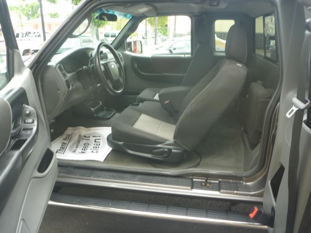 2010 GRAY /BLACK CLOTH Ford Ranger Sport SuperCab 4-Door 4WD (1FTLR4FE6AP) with an 4.0L V6 SOHC 12V engine, 4-Speed Automatic Overdrive transmission, located at 1018 Brunswick Ave, Trenton, NJ, 08638, (609) 989-0900, 40.240086, -74.748085 - Photo #7