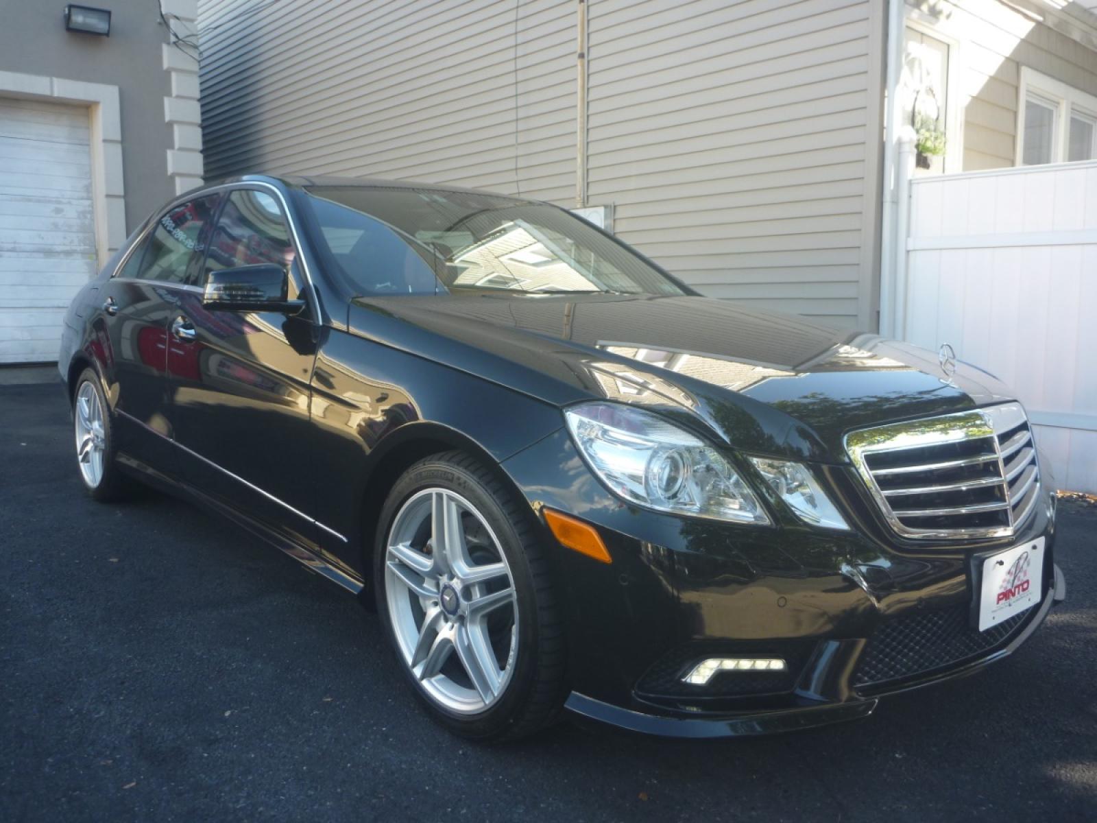 2011 BLACK /TAN/BLACK LEATHER Mercedes-Benz E-Class E550 Sedan 4MATIC (WDDHF9AB2BA) with an 5.5L V8 DOHC 32V engine, 7-Speed Automatic transmission, located at 1018 Brunswick Ave, Trenton, NJ, 08638, (609) 989-0900, 40.240086, -74.748085 - 2011 MERCEDES E550 4MATIC LUXURY MODEL WITH ONLY 80K MILES IN EXCELLENT CONDITION INSIDE AND OUT RUNS AND DRIVES GREAT SERVICED UP FINANCING AND EXTENDED SERVICE CONTRACTS AVAILABLE CALL NOW TO COME SEE 609-989-0900 - Photo #0