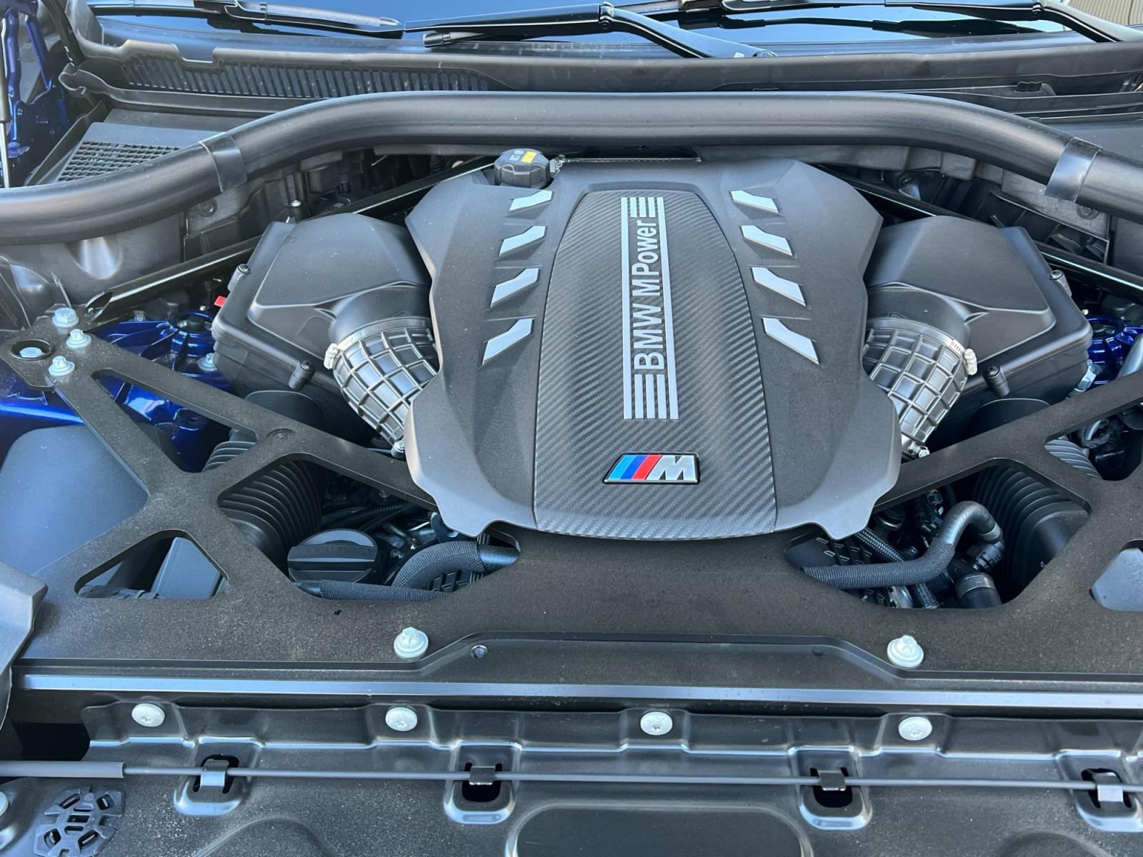 2022 Blue /Red/Black BMW X6 M Base (5YMCY0C07N9) with an 4.4L V8 DOHC 32V engine, 8A transmission, located at 1018 Brunswick Ave, Trenton, NJ, 08638, (609) 989-0900, 40.240086, -74.748085 - Photo #20