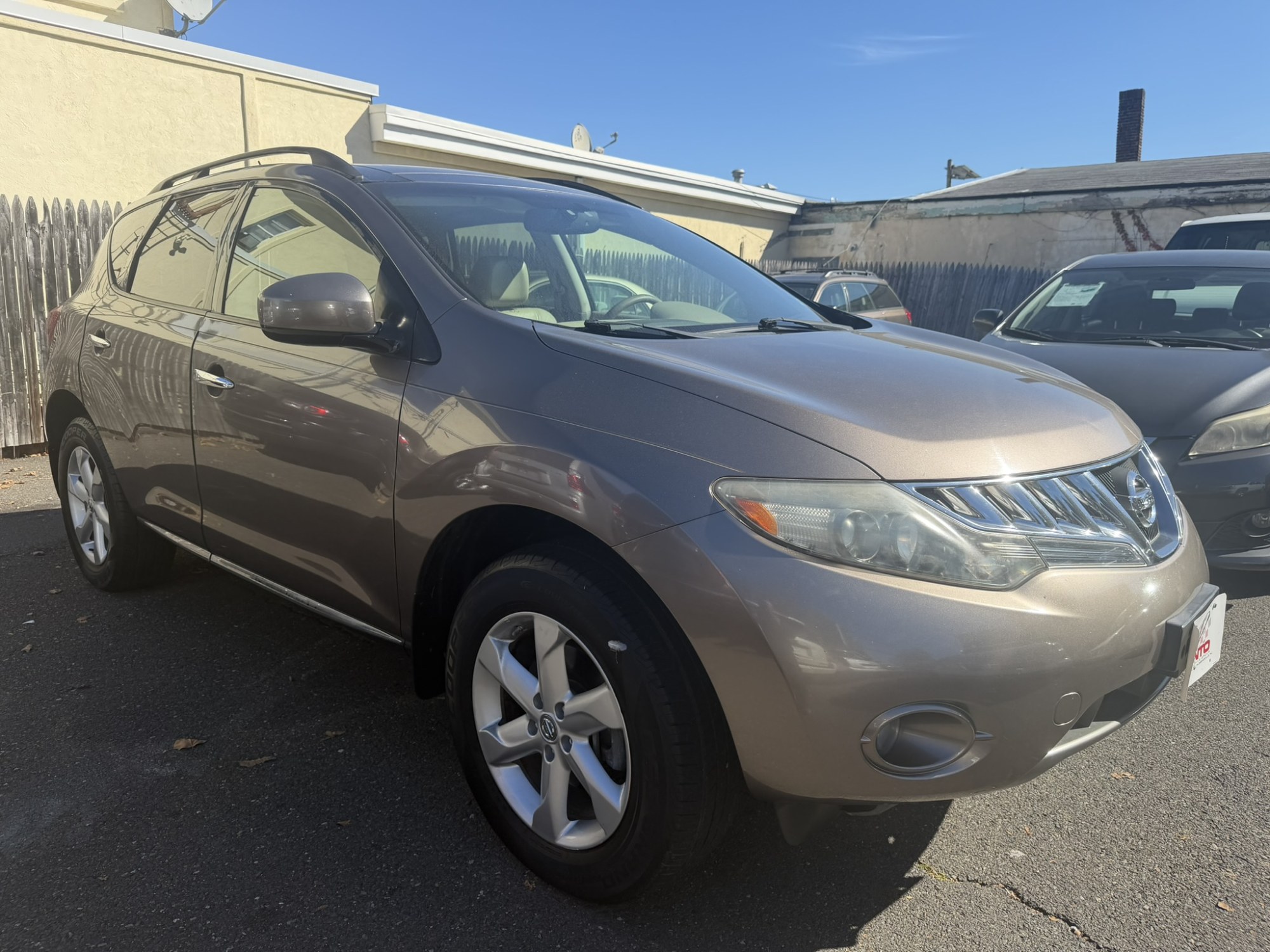 photo of 2010 Nissan Murano LE AWD