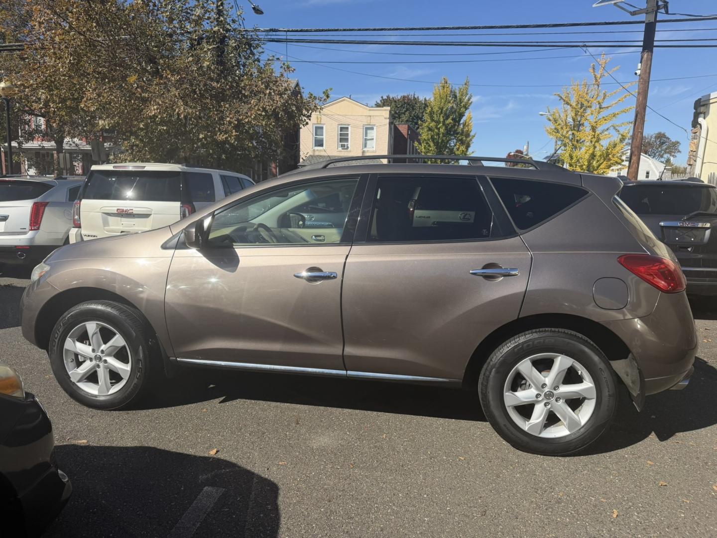 2010 Beige /Tan Leather Nissan Murano LE AWD (JN8AZ1MW1AW) with an 3.5L V6 DOHC 24V engine, CVT transmission, located at 1018 Brunswick Ave, Trenton, NJ, 08638, (609) 989-0900, 40.240086, -74.748085- Photo#6
