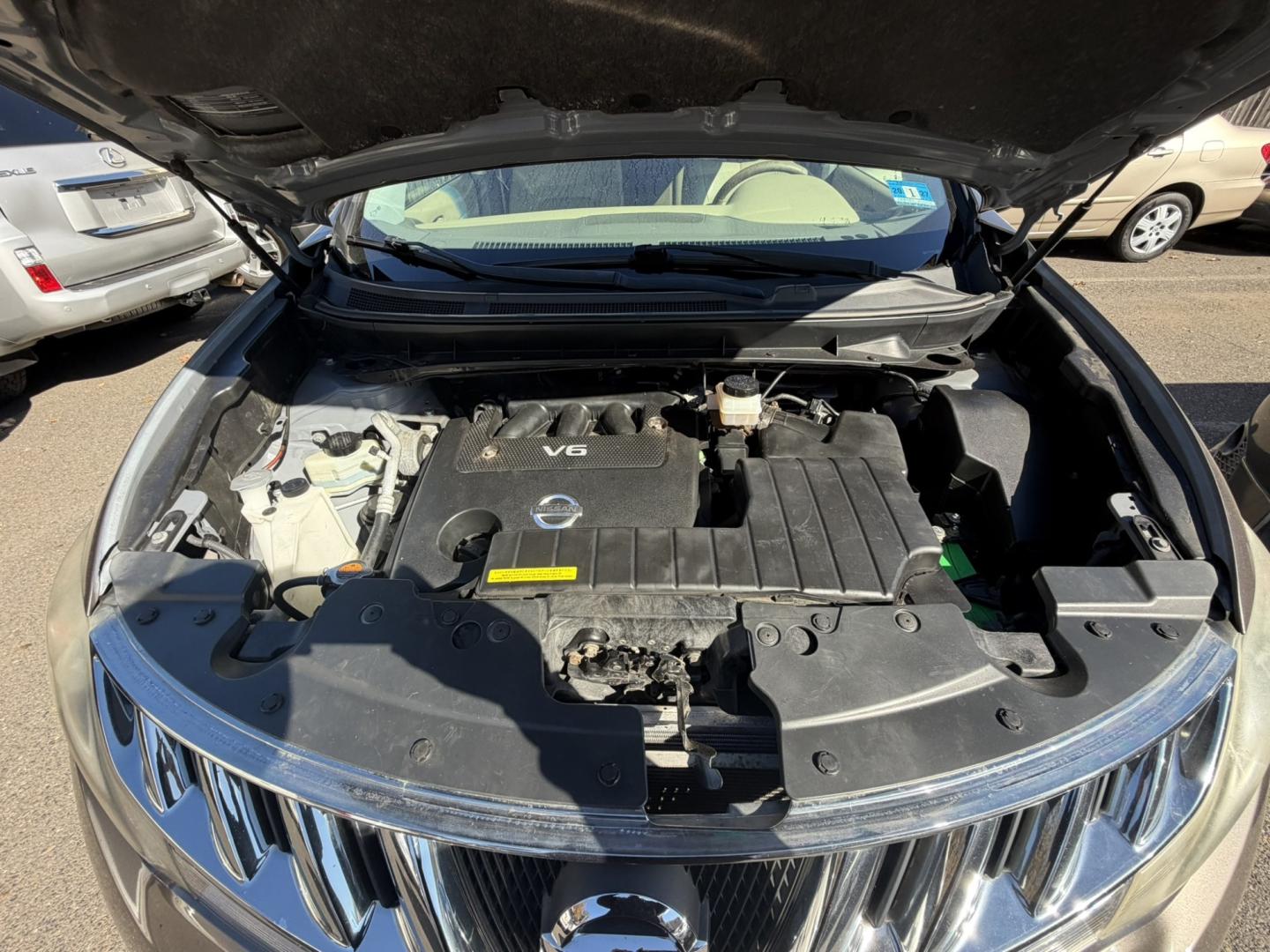 2010 Beige /Tan Leather Nissan Murano LE AWD (JN8AZ1MW1AW) with an 3.5L V6 DOHC 24V engine, CVT transmission, located at 1018 Brunswick Ave, Trenton, NJ, 08638, (609) 989-0900, 40.240086, -74.748085- Photo#12