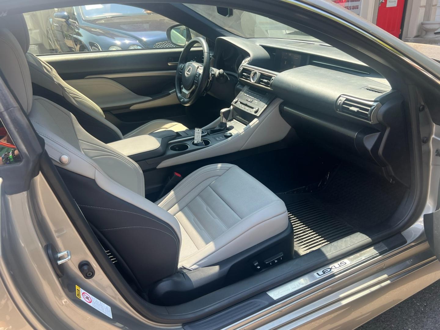 2015 GRAY /Gray Lexus RC 350 AWD (JTHSE5BC8F5) with an 3.5L V6 DOHC 24V engine, 6 SPEED AUTOMATIC transmission, located at 1018 Brunswick Ave, Trenton, NJ, 08638, (609) 989-0900, 40.240086, -74.748085 - Wow!! This Lexus is super clean and very well maintained! Just serviced and ready for the road! A very sharp and smooth driving car, Financing Available!! - Photo#14