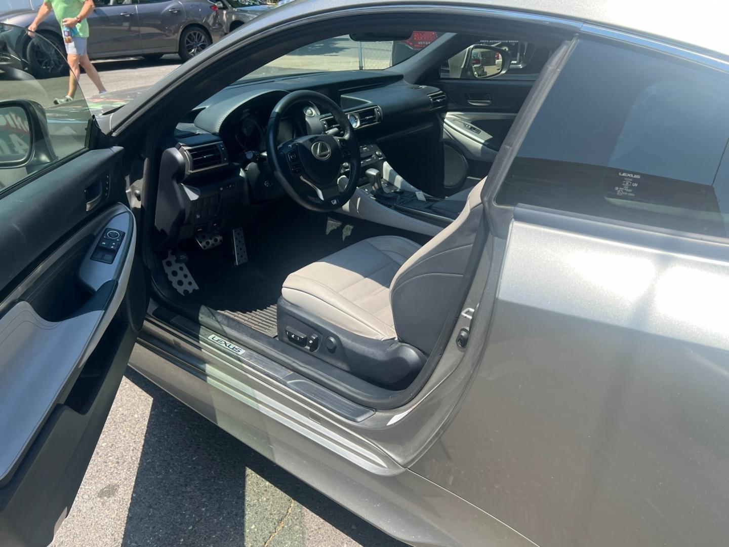 2015 GRAY /Gray Lexus RC 350 AWD (JTHSE5BC8F5) with an 3.5L V6 DOHC 24V engine, 6 SPEED AUTOMATIC transmission, located at 1018 Brunswick Ave, Trenton, NJ, 08638, (609) 989-0900, 40.240086, -74.748085 - Wow!! This Lexus is super clean and very well maintained! Just serviced and ready for the road! A very sharp and smooth driving car, Financing Available!! - Photo#13