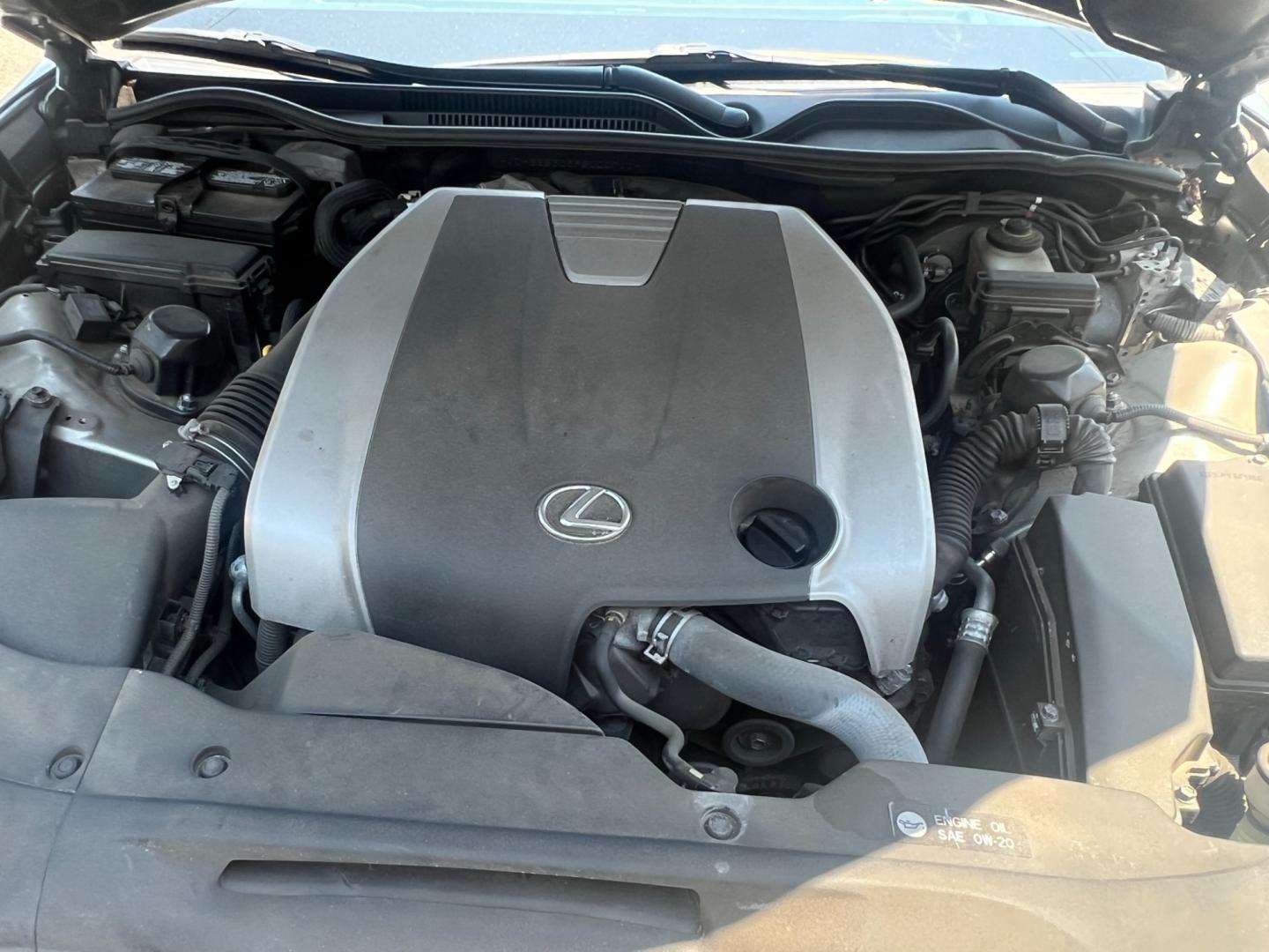 2015 GRAY /Gray Lexus RC 350 AWD (JTHSE5BC8F5) with an 3.5L V6 DOHC 24V engine, 6 SPEED AUTOMATIC transmission, located at 1018 Brunswick Ave, Trenton, NJ, 08638, (609) 989-0900, 40.240086, -74.748085 - Wow!! This Lexus is super clean and very well maintained! Just serviced and ready for the road! A very sharp and smooth driving car, Financing Available!! - Photo#15