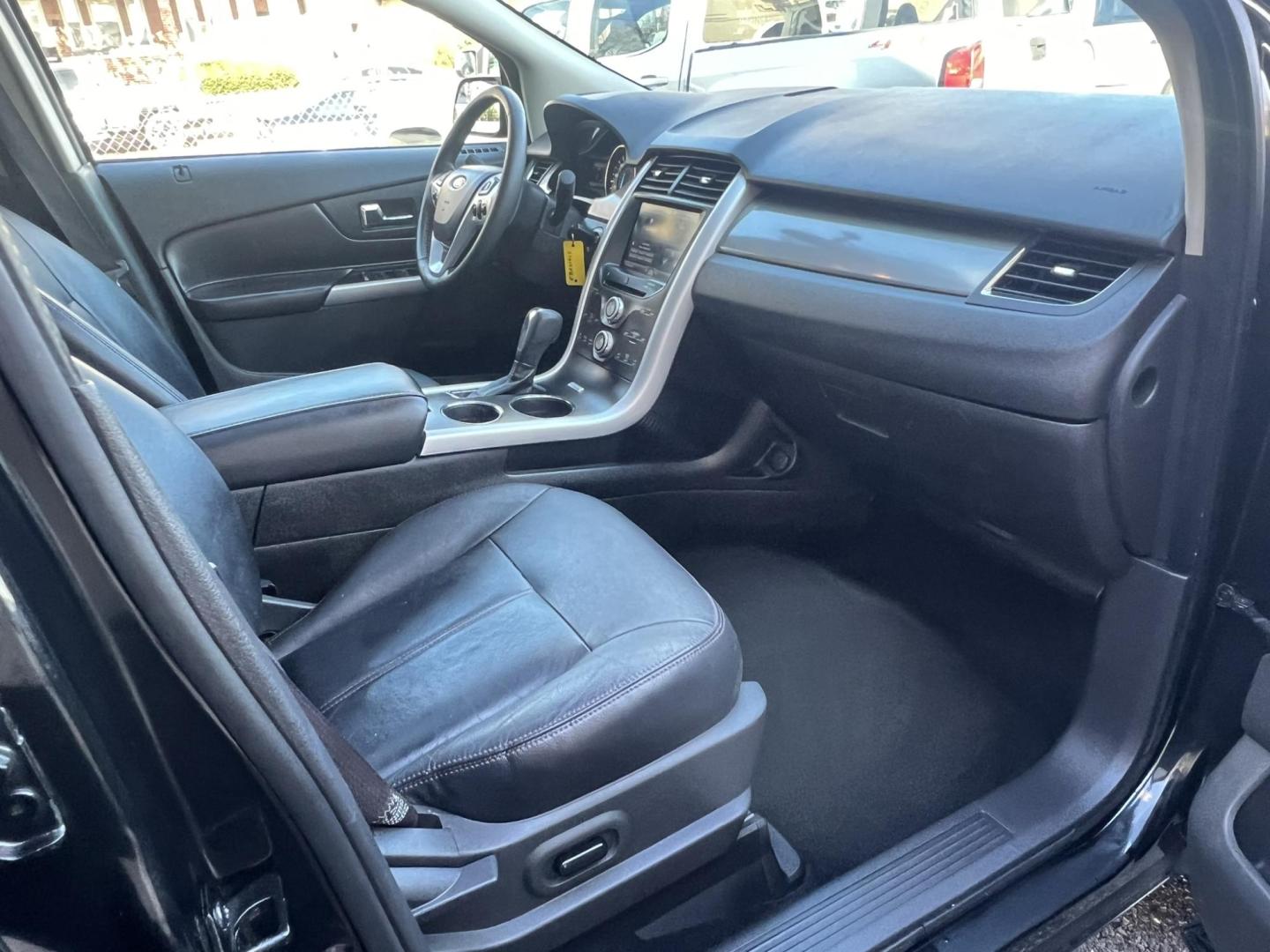 2014 BLACK /Black Leather Ford Edge SEL FWD (2FMDK3JC7EB) with an 3.5L V6 DOHC 24V engine, 6-Speed Automatic transmission, located at 1018 Brunswick Ave, Trenton, NJ, 08638, (609) 989-0900, 40.240086, -74.748085 - This Ford Edge is like new in every way! Fully serviced and ready for the road. Loaded up with Panoramic Roof,Rearview camera. Leather comfort package and Voice activated Navigation!! A must see and drive ASAP! Call Anthony to schedule a test drive, 609-273-5100 - Photo#17