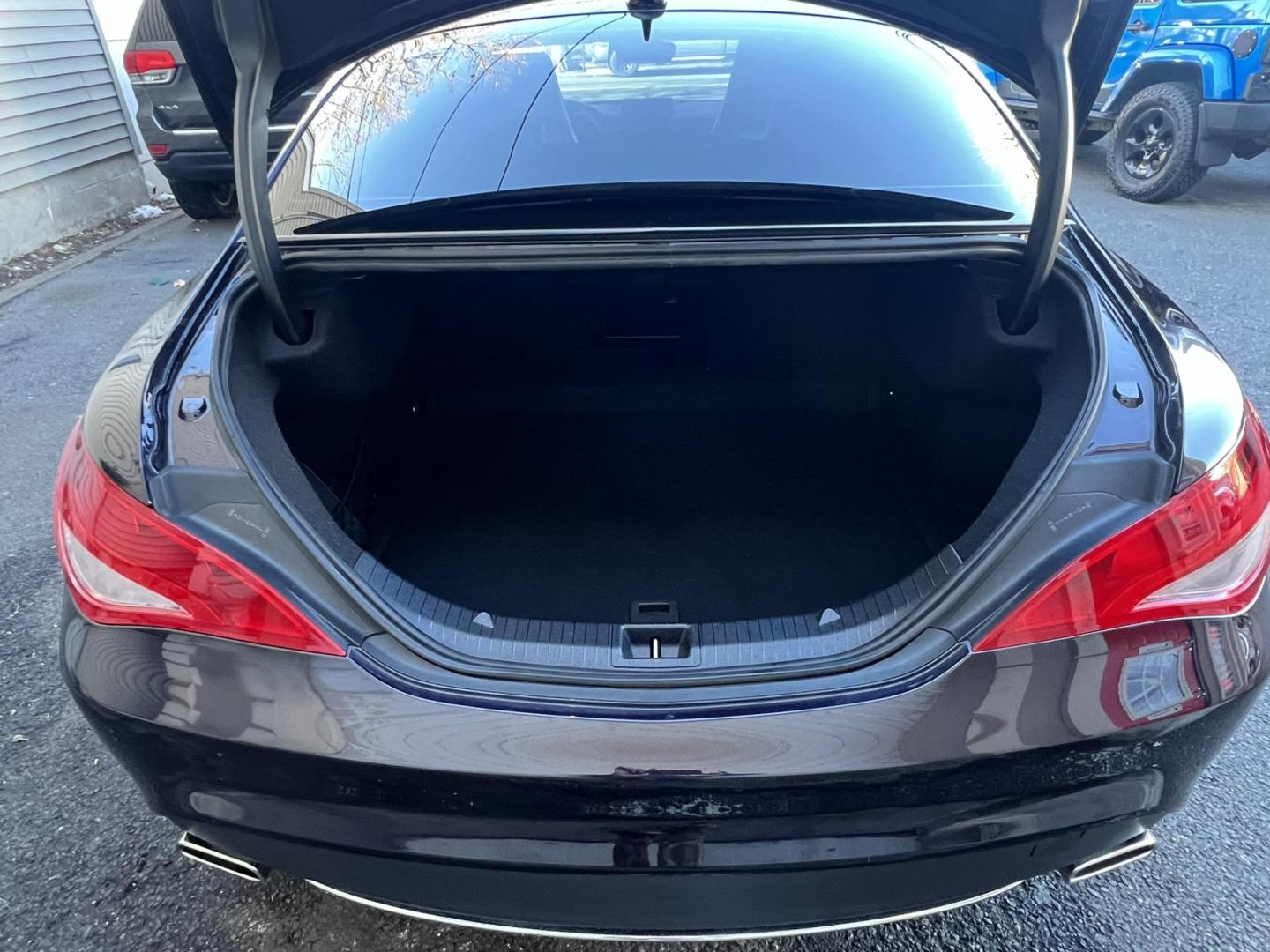 2015 BLACK /Black Leather Mercedes-Benz CLA-Class CLA250 4MATIC (WDDSJ4GB8FN) with an 2.0L L4 DOHC 16V engine, 7A transmission, located at 1018 Brunswick Ave, Trenton, NJ, 08638, (609) 989-0900, 40.240086, -74.748085 - Photo#12