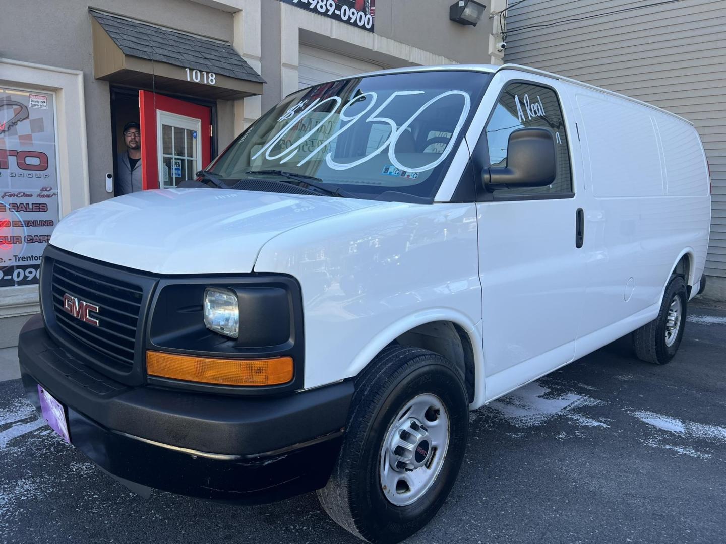 2015 White GMC Savana G2500 Cargo (1GTW7FCF2F1) with an 4.8L V8 FFV engine, 6-Speed Automatic transmission, located at 1018 Brunswick Ave, Trenton, NJ, 08638, (609) 989-0900, 40.240086, -74.748085 - Photo#3
