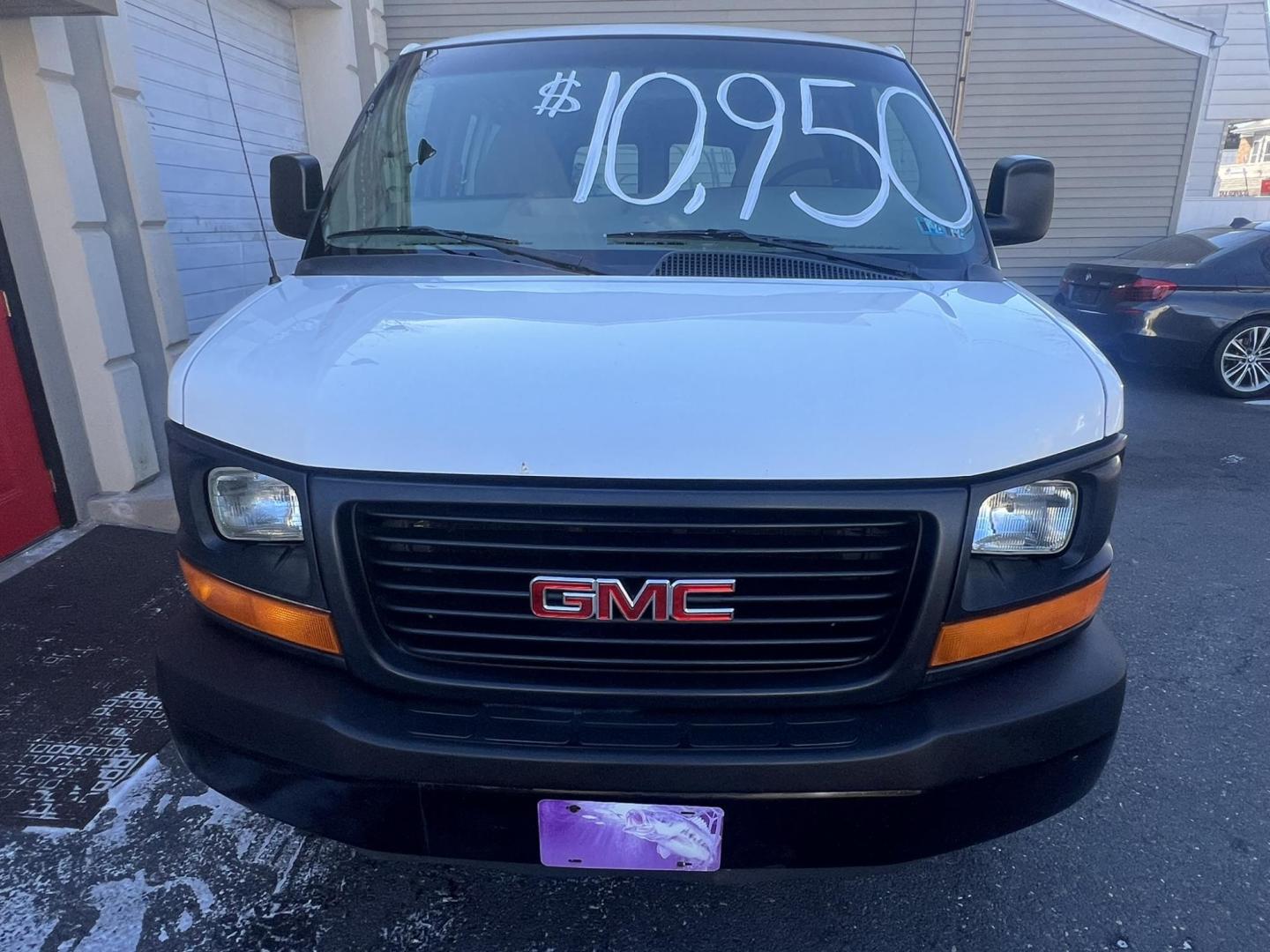 2015 White GMC Savana G2500 Cargo (1GTW7FCF2F1) with an 4.8L V8 FFV engine, 6-Speed Automatic transmission, located at 1018 Brunswick Ave, Trenton, NJ, 08638, (609) 989-0900, 40.240086, -74.748085 - Photo#7