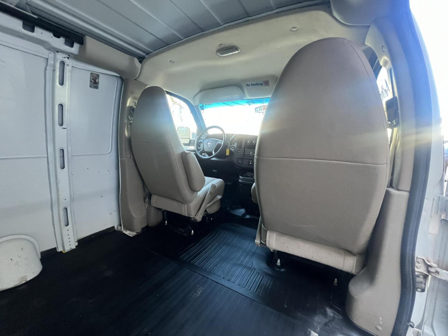 2015 White GMC Savana G2500 Cargo (1GTW7FCF2F1) with an 4.8L V8 FFV engine, 6-Speed Automatic transmission, located at 1018 Brunswick Ave, Trenton, NJ, 08638, (609) 989-0900, 40.240086, -74.748085 - Photo#21