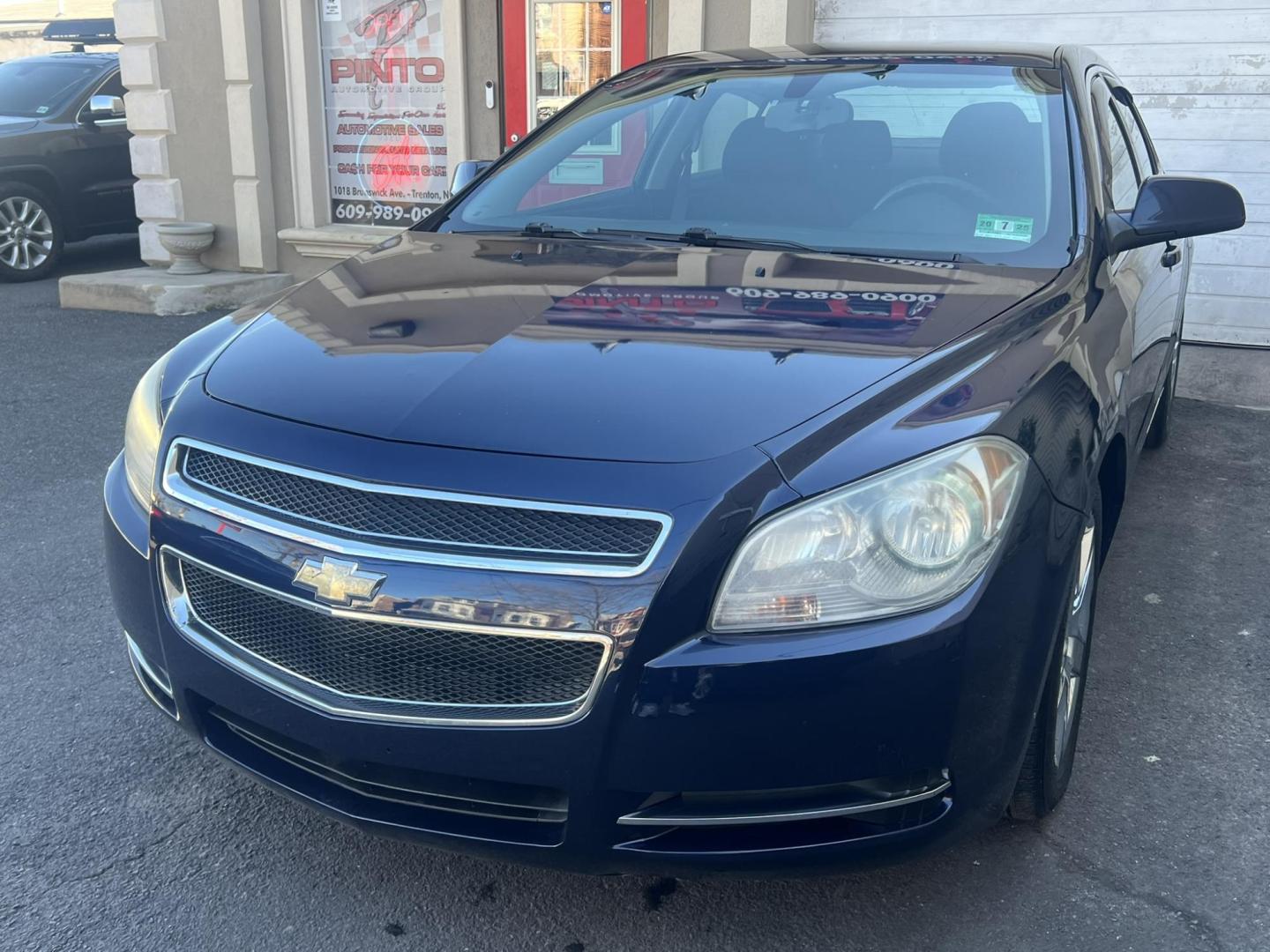 2010 BLACK /Gray Chevrolet Malibu 1LT (1G1ZC5EBXAF) with an 2.4L L4 DOHC 16V engine, 6-Speed Automatic transmission, located at 1018 Brunswick Ave, Trenton, NJ, 08638, (609) 989-0900, 40.240086, -74.748085 - Photo#3