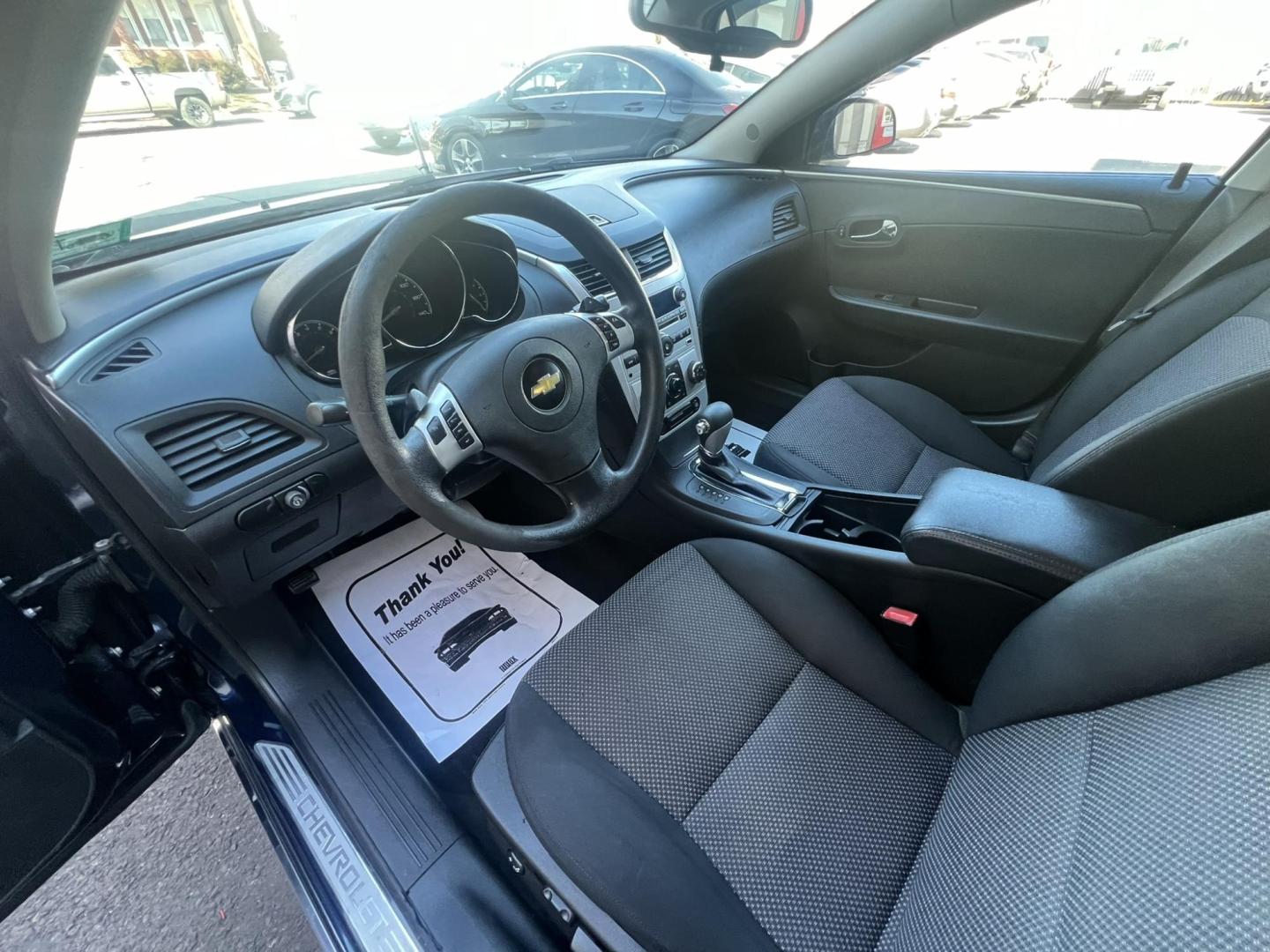2010 BLACK /Gray Chevrolet Malibu 1LT (1G1ZC5EBXAF) with an 2.4L L4 DOHC 16V engine, 6-Speed Automatic transmission, located at 1018 Brunswick Ave, Trenton, NJ, 08638, (609) 989-0900, 40.240086, -74.748085 - Photo#18