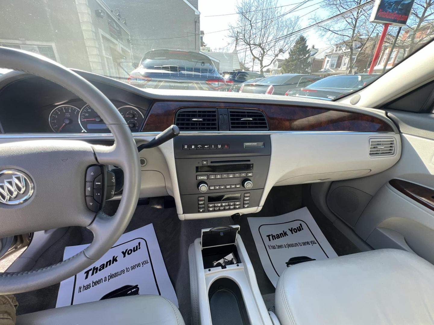 2008 SILVER /Tan Leather Buick LaCrosse CXL (2G4WD582681) with an 3.8L V6 OHV 12V engine, 4-Speed Automatic Overdrive transmission, located at 1018 Brunswick Ave, Trenton, NJ, 08638, (609) 989-0900, 40.240086, -74.748085 - Photo#16