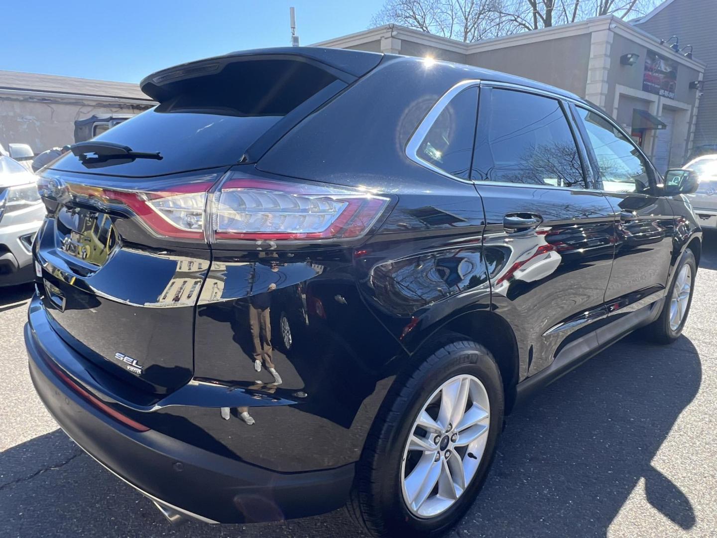 2018 BLACK /Black Leather Ford Edge SEL AWD (2FMPK4J82JB) with an 3.5L V6 DOHC 24V engine, 6A transmission, located at 1018 Brunswick Ave, Trenton, NJ, 08638, (609) 989-0900, 40.240086, -74.748085 - Photo#4