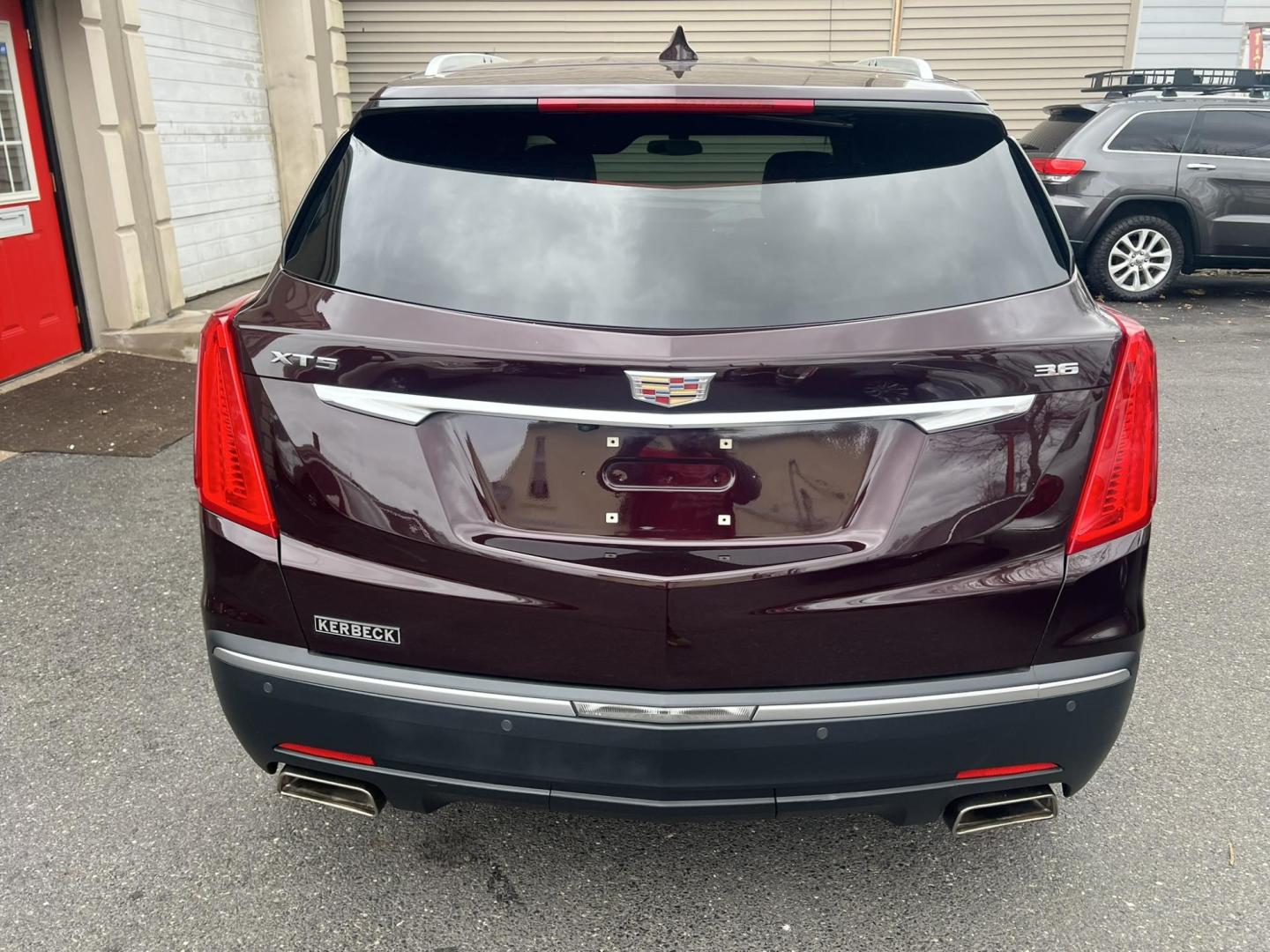 2017 Burgundy /Tan Leather Cadillac XT5 Base (1GYKNARS7HZ) with an 3.6L V6 DOHC 24V engine, 8A transmission, located at 1018 Brunswick Ave, Trenton, NJ, 08638, (609) 989-0900, 40.240086, -74.748085 - Photo#5