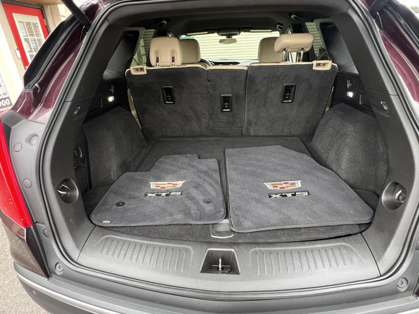 2017 Burgundy /Tan Leather Cadillac XT5 Base (1GYKNARS7HZ) with an 3.6L V6 DOHC 24V engine, 8A transmission, located at 1018 Brunswick Ave, Trenton, NJ, 08638, (609) 989-0900, 40.240086, -74.748085 - Photo#11