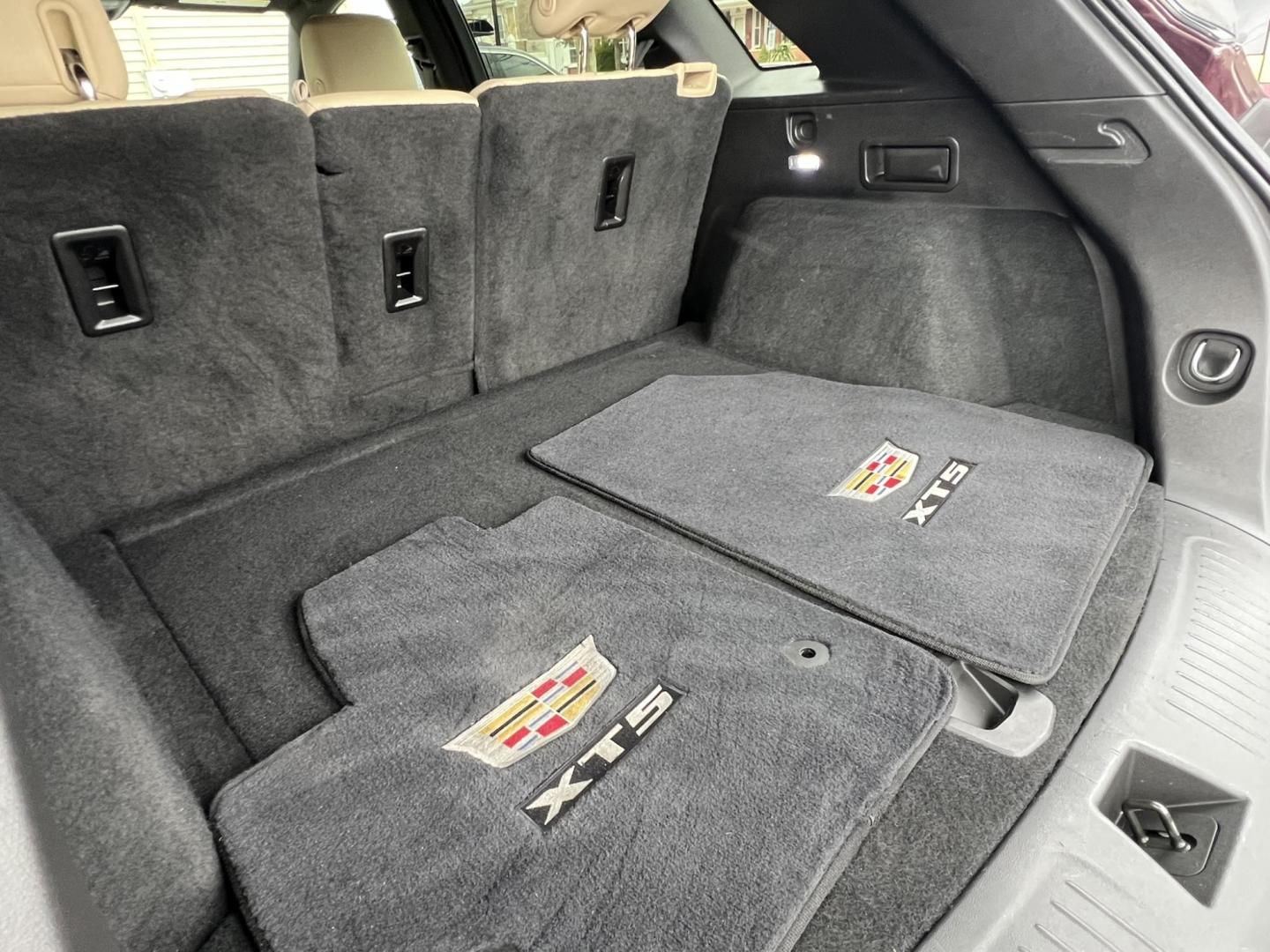 2017 Burgundy /Tan Leather Cadillac XT5 Base (1GYKNARS7HZ) with an 3.6L V6 DOHC 24V engine, 8A transmission, located at 1018 Brunswick Ave, Trenton, NJ, 08638, (609) 989-0900, 40.240086, -74.748085 - Photo#14