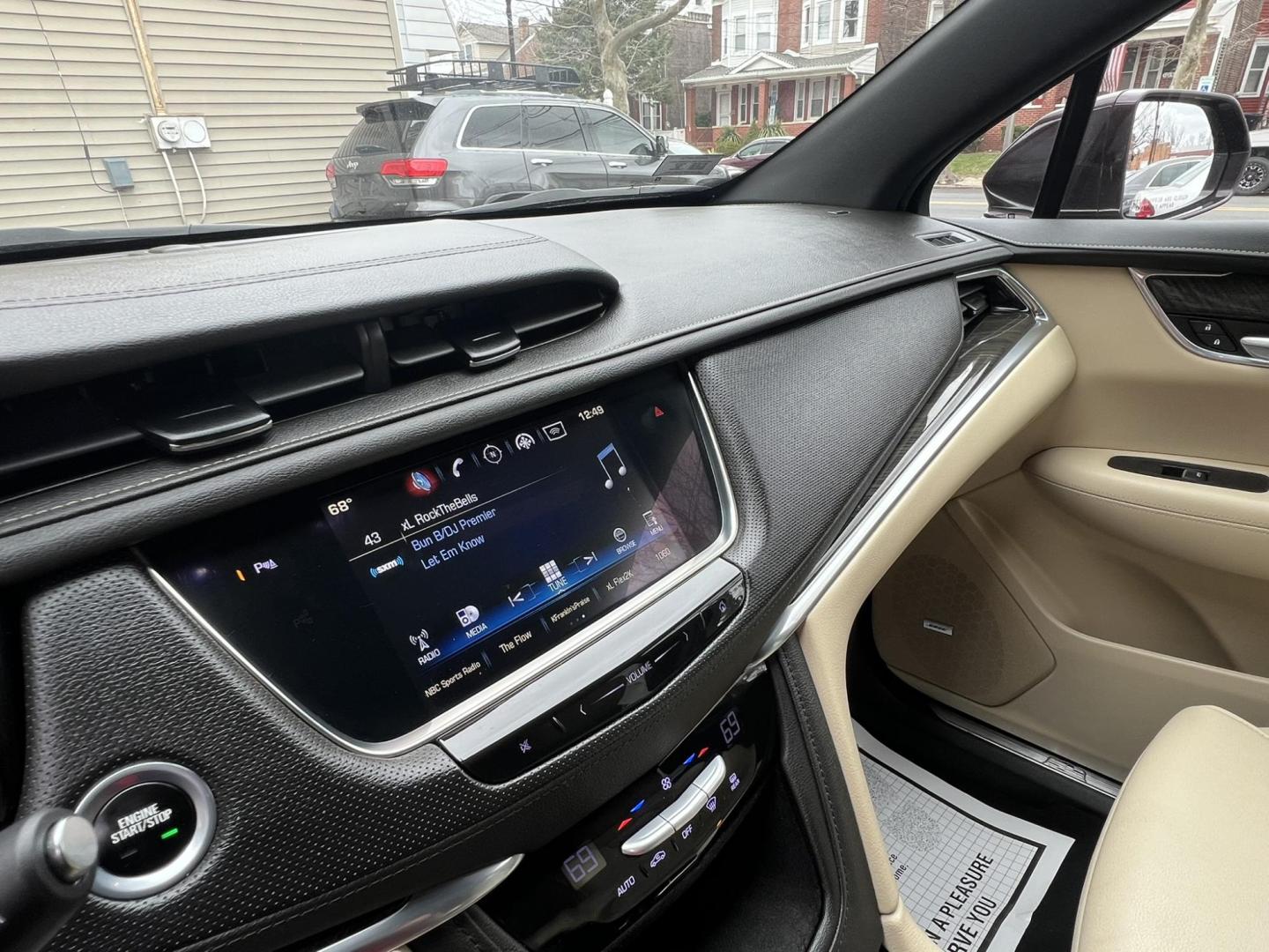 2017 Burgundy /Tan Leather Cadillac XT5 Base (1GYKNARS7HZ) with an 3.6L V6 DOHC 24V engine, 8A transmission, located at 1018 Brunswick Ave, Trenton, NJ, 08638, (609) 989-0900, 40.240086, -74.748085 - Photo#36