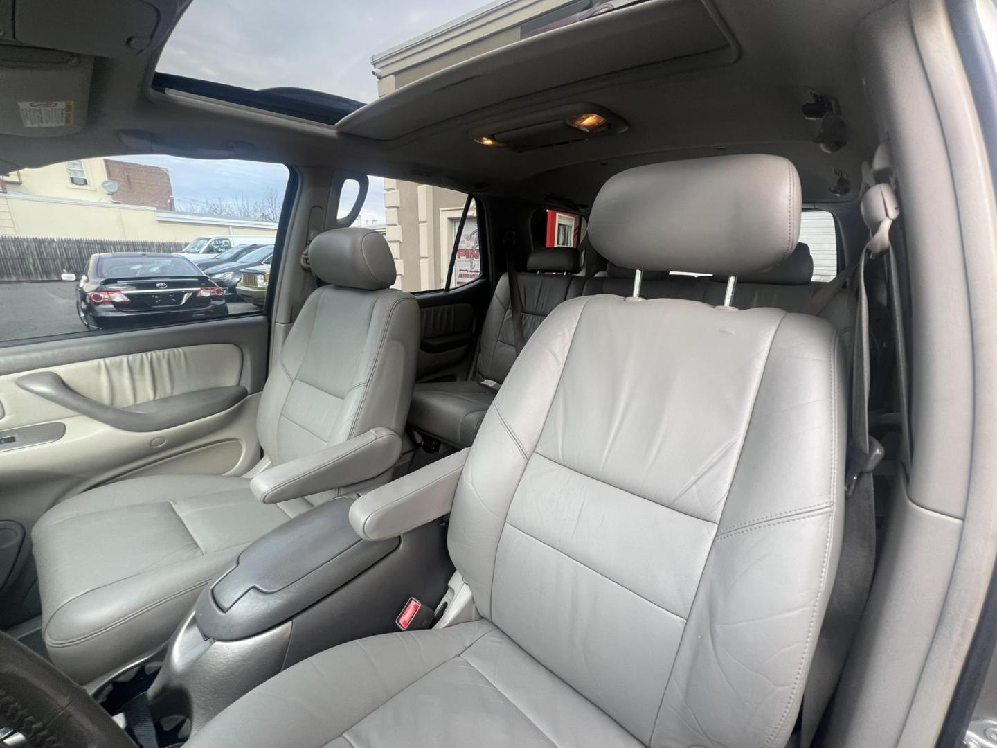 2004 GRAY /Gray Leather Toyota Sequoia Limited 4WD (5TDBT48A74S) with an 4.7L V8 DOHC 32V engine, 4-Speed Automatic Overdrive transmission, located at 1018 Brunswick Ave, Trenton, NJ, 08638, (609) 989-0900, 40.240086, -74.748085 - Photo#23