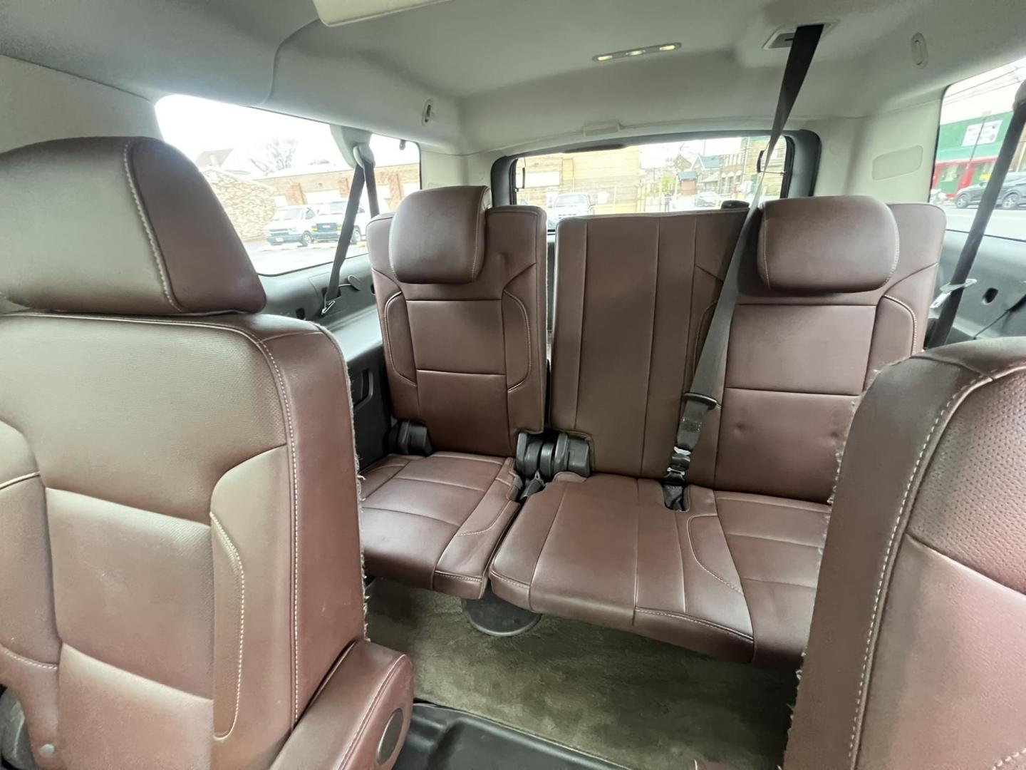 2015 White /Burgundy Chevrolet Suburban LTZ 1500 4WD (1GNSKKKCXFR) with an 5.3L V8 OHV 16V engine, 6-Speed Automatic transmission, located at 1018 Brunswick Ave, Trenton, NJ, 08638, (609) 989-0900, 40.240086, -74.748085 - Photo#11