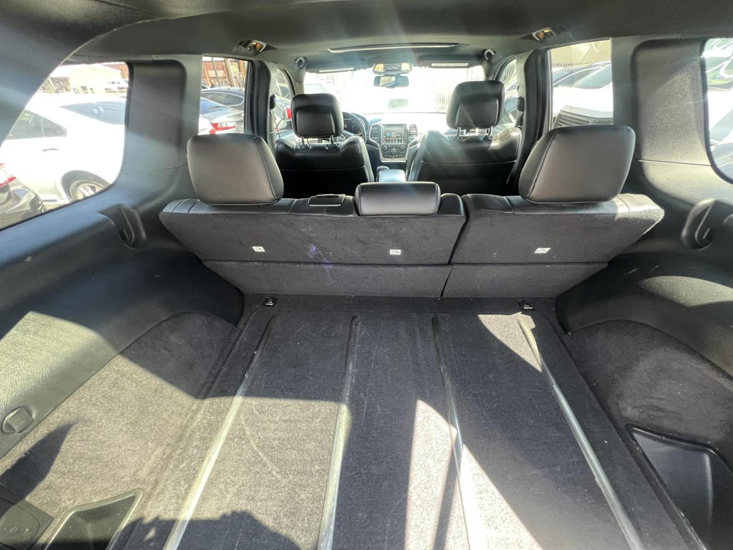 2015 Blue /Black Leather Jeep Grand Cherokee Limited 4WD (1C4RJFBG2FC) with an 3.6L V6 DOHC 24V engine, 8-Speed Automatic transmission, located at 1018 Brunswick Ave, Trenton, NJ, 08638, (609) 989-0900, 40.240086, -74.748085 - Photo#21