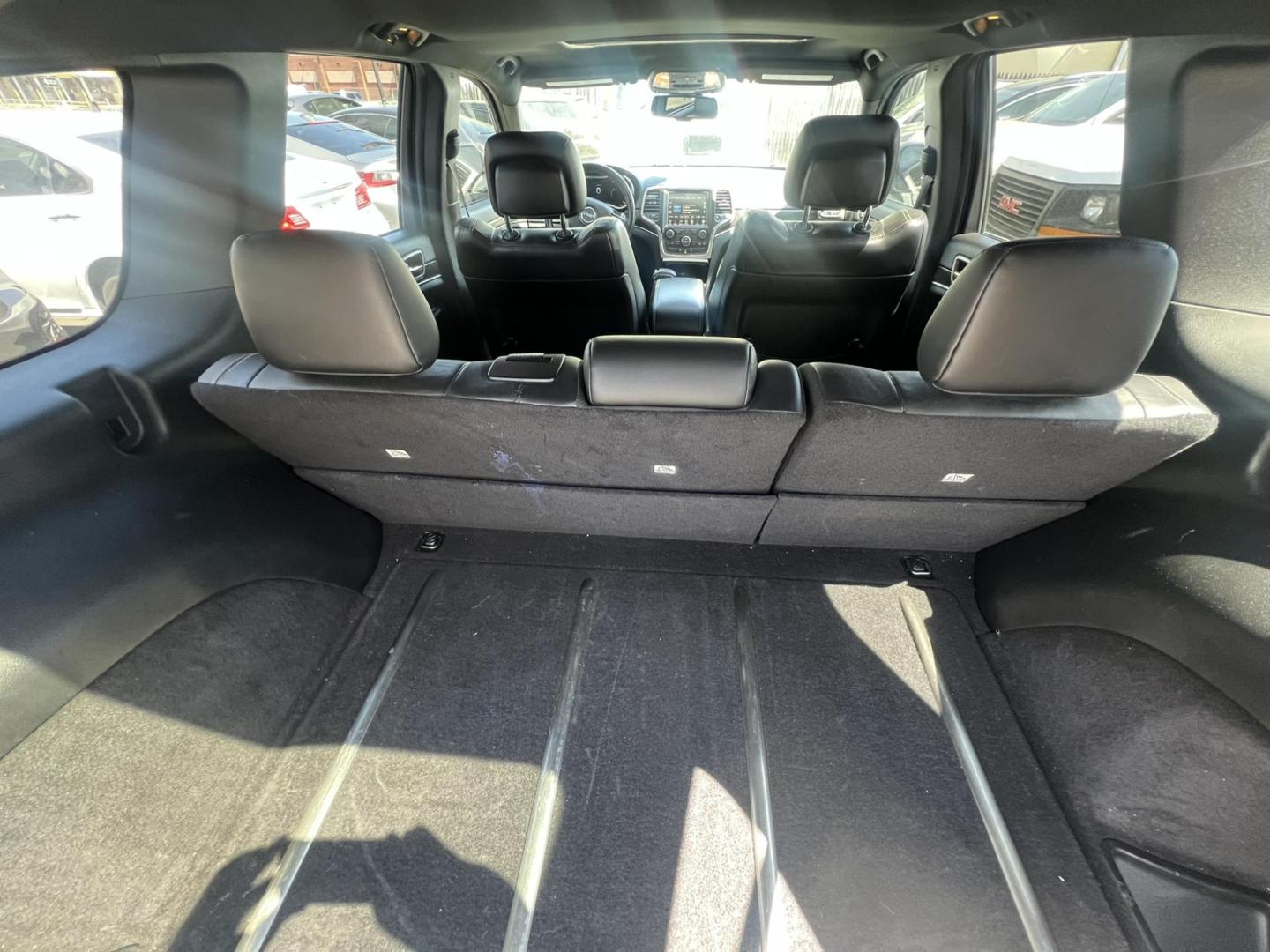 2015 Blue /Black Leather Jeep Grand Cherokee Limited 4WD (1C4RJFBG2FC) with an 3.6L V6 DOHC 24V engine, 8-Speed Automatic transmission, located at 1018 Brunswick Ave, Trenton, NJ, 08638, (609) 989-0900, 40.240086, -74.748085 - Photo#22