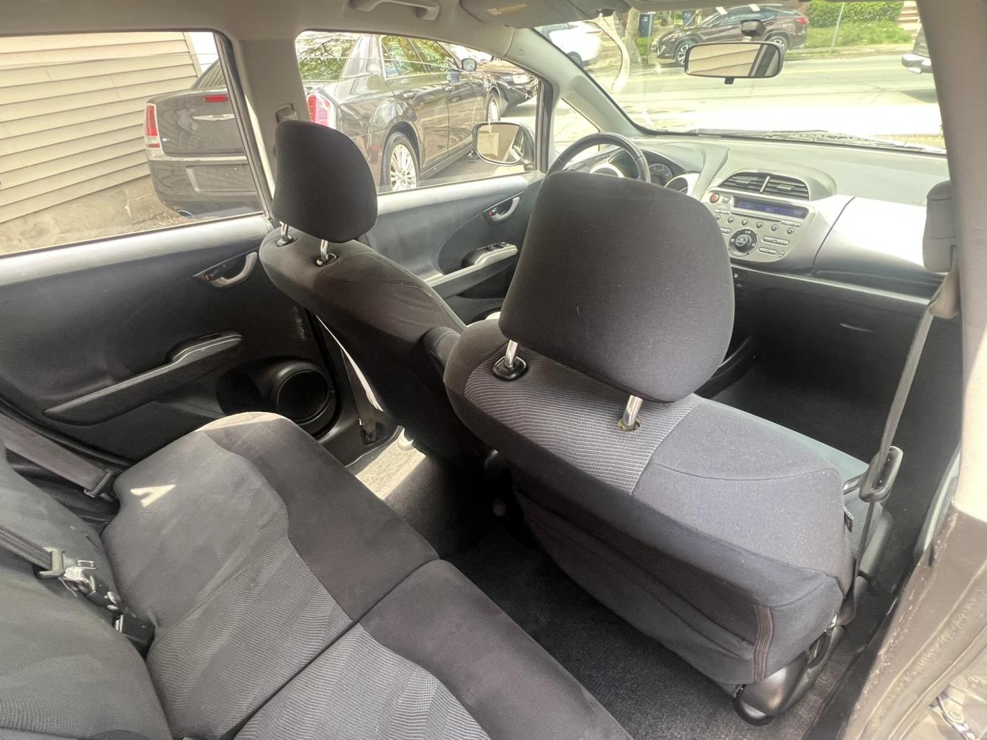 2009 GRAY /Gray Honda Fit Sport (JHMGE88419C) with an 1.5L L4 SOHC 16V engine, Automatic transmission, located at 1018 Brunswick Ave, Trenton, NJ, 08638, (609) 989-0900, 40.240086, -74.748085 - Photo#15