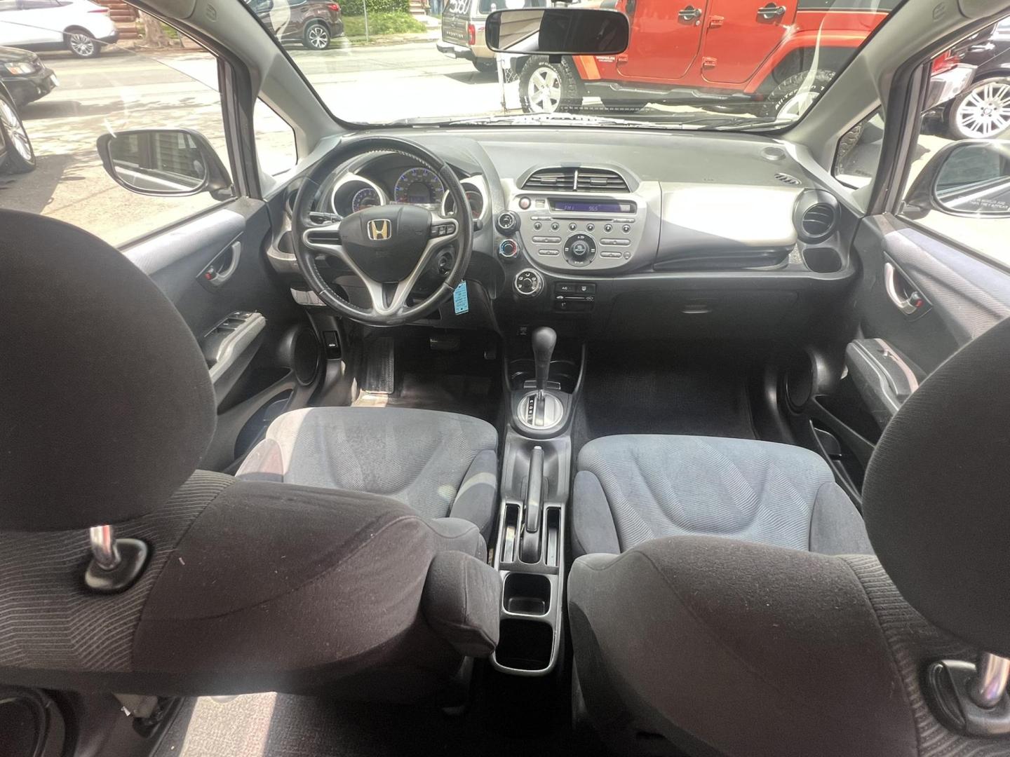 2009 GRAY /Gray Honda Fit Sport (JHMGE88419C) with an 1.5L L4 SOHC 16V engine, Automatic transmission, located at 1018 Brunswick Ave, Trenton, NJ, 08638, (609) 989-0900, 40.240086, -74.748085 - Photo#16