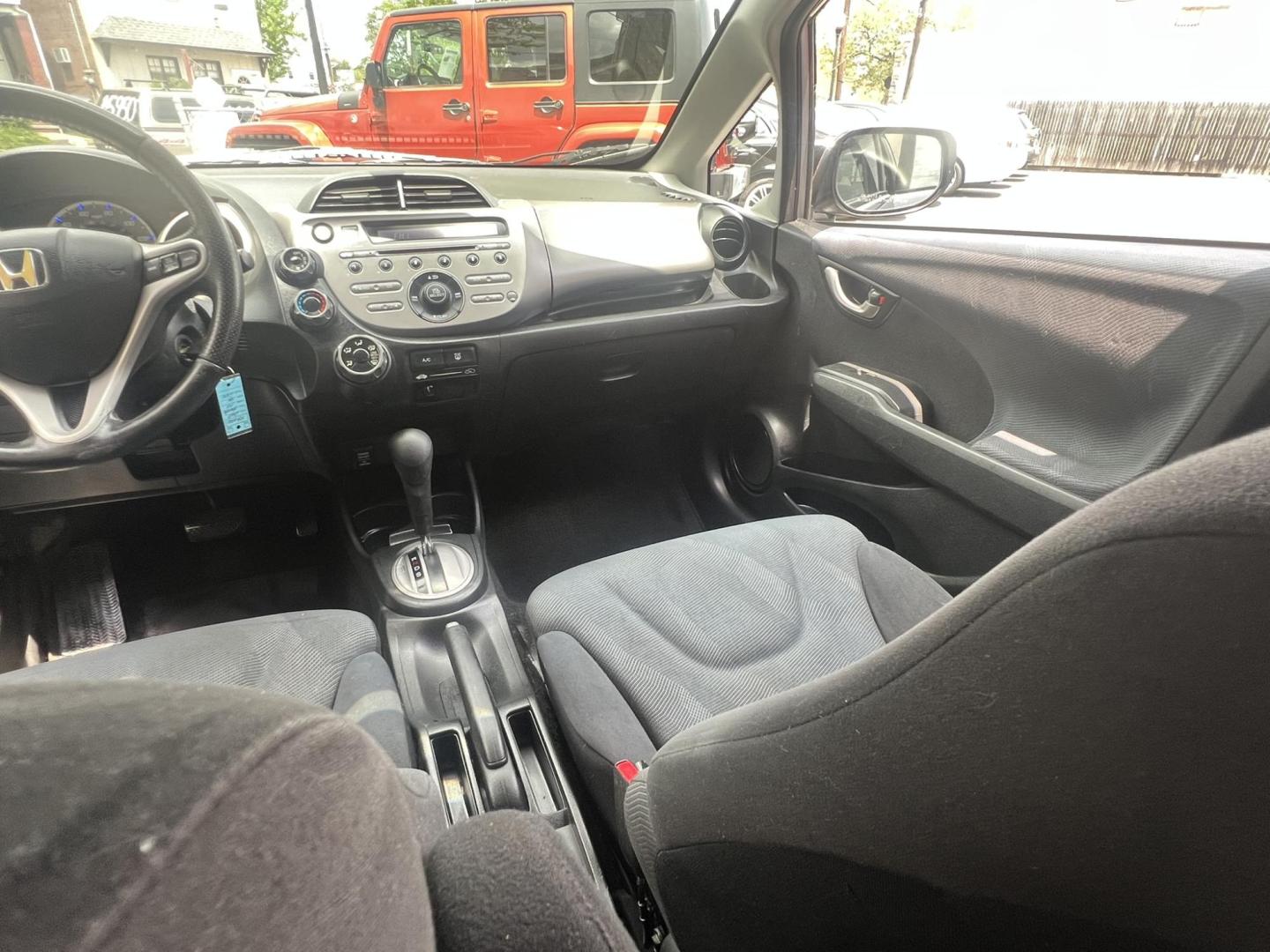 2009 GRAY /Gray Honda Fit Sport 5-Speed AT (JHMGE88419C) with an 1.5L L4 SOHC 16V engine, 5-Speed Automatic Overdrive transmission, located at 1018 Brunswick Ave, Trenton, NJ, 08638, (609) 989-0900, 40.240086, -74.748085 - Photo#18