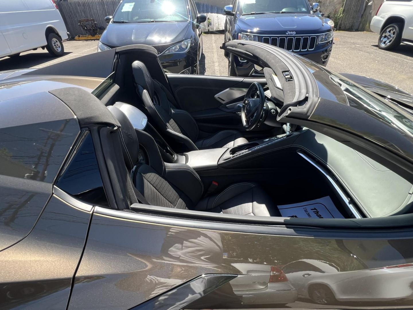 2020 GRAY /Black Leather Chevrolet Corvette Stingray 3LT Convertible (1G1Y83D44L5) with an 6.2L V8 engine, 8A transmission, located at 1018 Brunswick Ave, Trenton, NJ, 08638, (609) 989-0900, 40.240086, -74.748085 - Photo#12