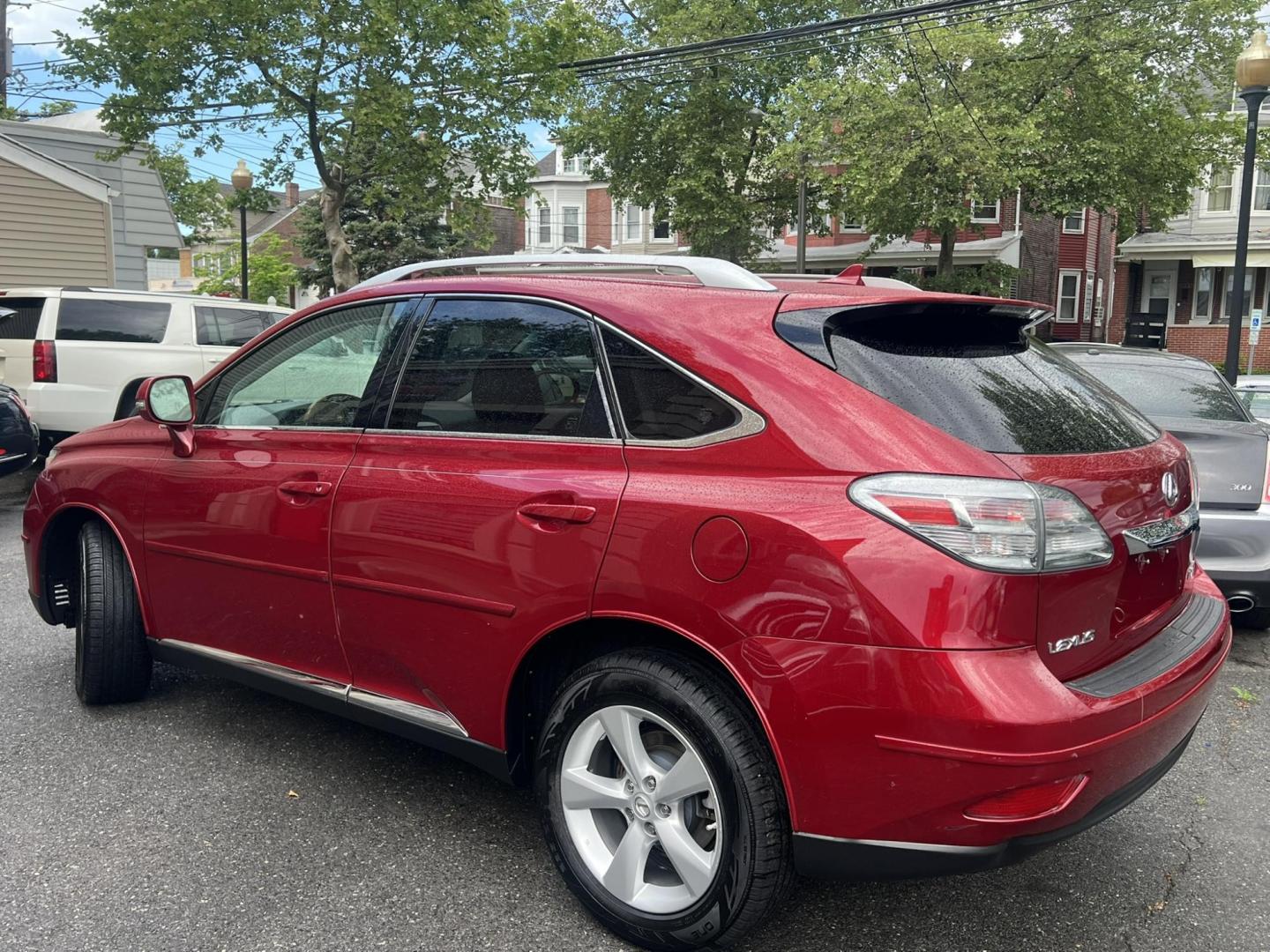 2010 Red /Black Lexus RX 350 AWD (JTJBK1BA4A2) with an 3.5L V6 DOHC 24V engine, 5-Speed Automatic transmission, located at 1018 Brunswick Ave, Trenton, NJ, 08638, (609) 989-0900, 40.240086, -74.748085 - Photo#8