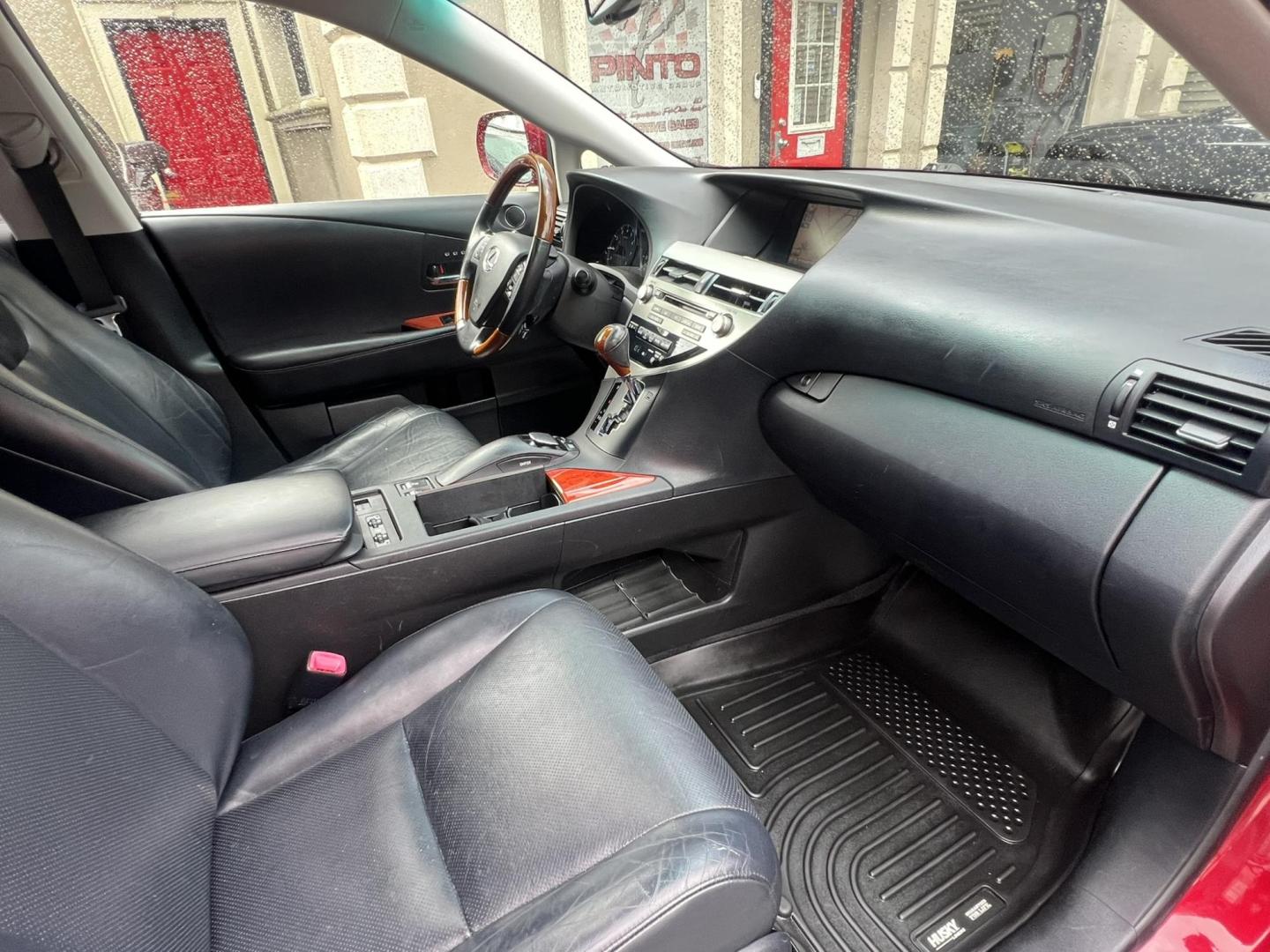 2010 Red /Black Lexus RX 350 AWD (JTJBK1BA4A2) with an 3.5L V6 DOHC 24V engine, 5-Speed Automatic transmission, located at 1018 Brunswick Ave, Trenton, NJ, 08638, (609) 989-0900, 40.240086, -74.748085 - Photo#9