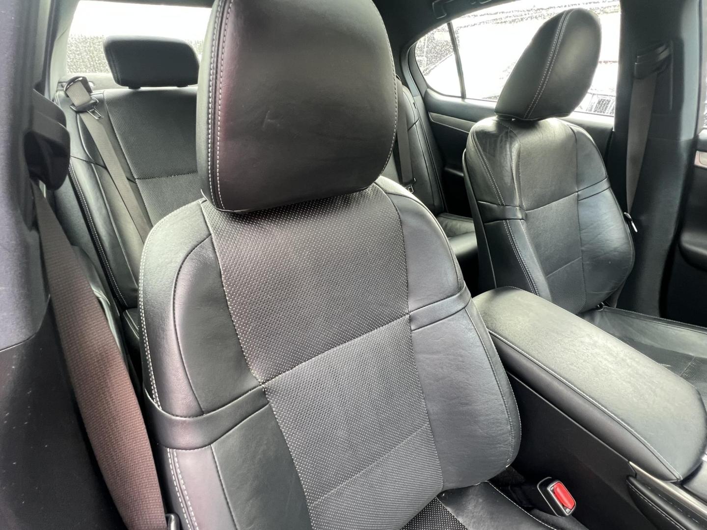 2015 GRAY /Black Leather Lexus GS 350 AWD (JTHCE1BL8FA) with an 3.5L V6 DOHC 24V engine, 6-Speed Automatic transmission, located at 1018 Brunswick Ave, Trenton, NJ, 08638, (609) 989-0900, 40.240086, -74.748085 - Here is a super clean, very well Kept GS 350!! A must see and drive ASAP!! Call Anthony at 6092735100 to set up an appt. - Photo#17