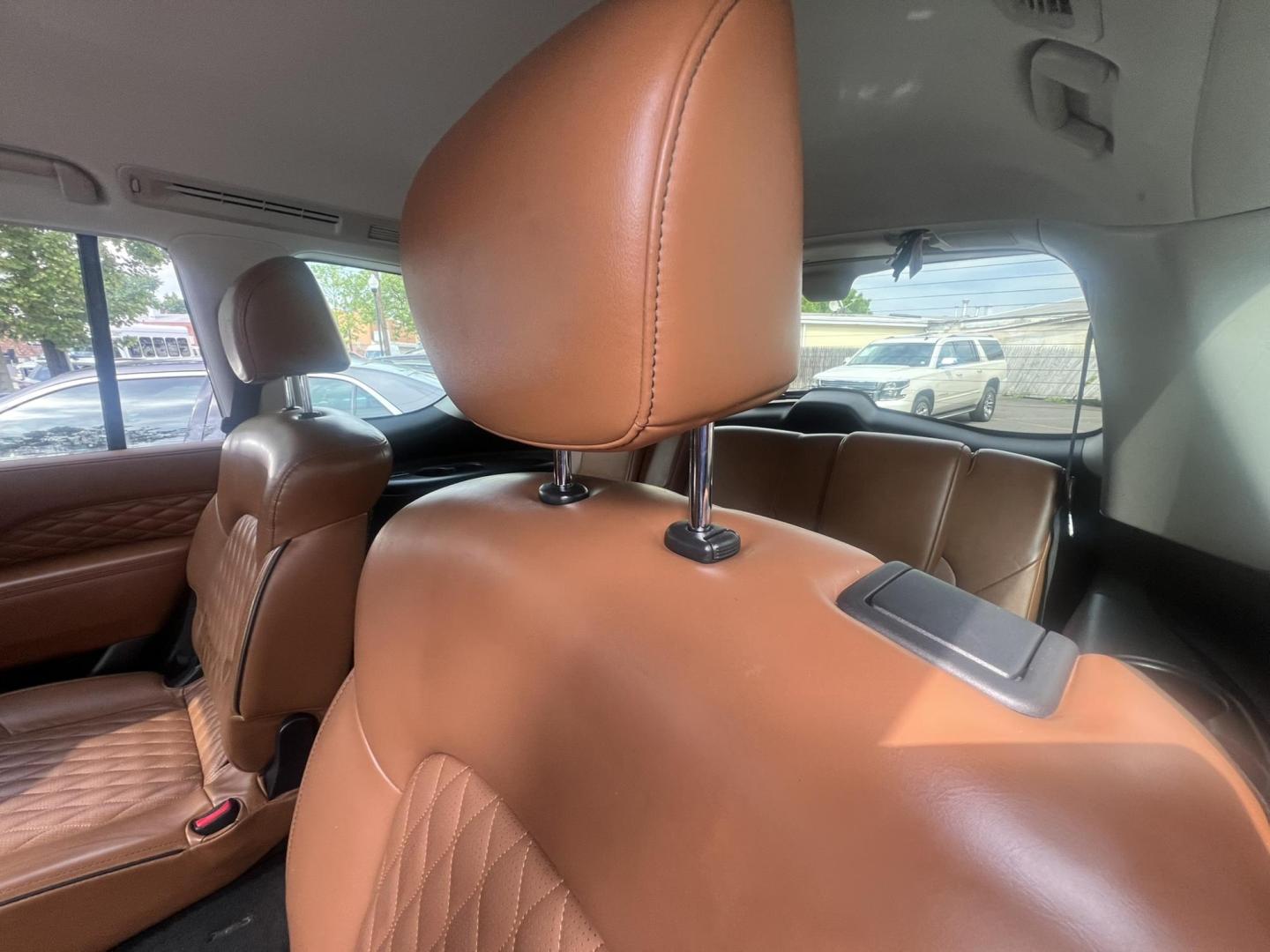 2018 BLACK /Tan Leather Infiniti QX80 4WD (JN8AZ2NE1J9) with an 5.6L V8 DOHC 32V engine, 7A transmission, located at 1018 Brunswick Ave, Trenton, NJ, 08638, (609) 989-0900, 40.240086, -74.748085 - Photo#7