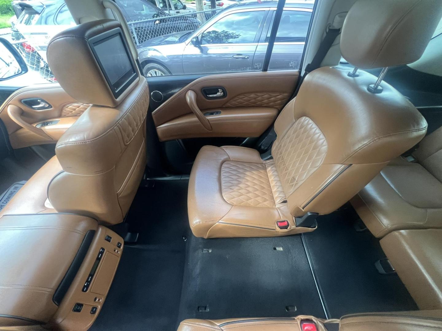 2018 BLACK /Tan Leather Infiniti QX80 4WD (JN8AZ2NE1J9) with an 5.6L V8 DOHC 32V engine, 7A transmission, located at 1018 Brunswick Ave, Trenton, NJ, 08638, (609) 989-0900, 40.240086, -74.748085 - Photo#14