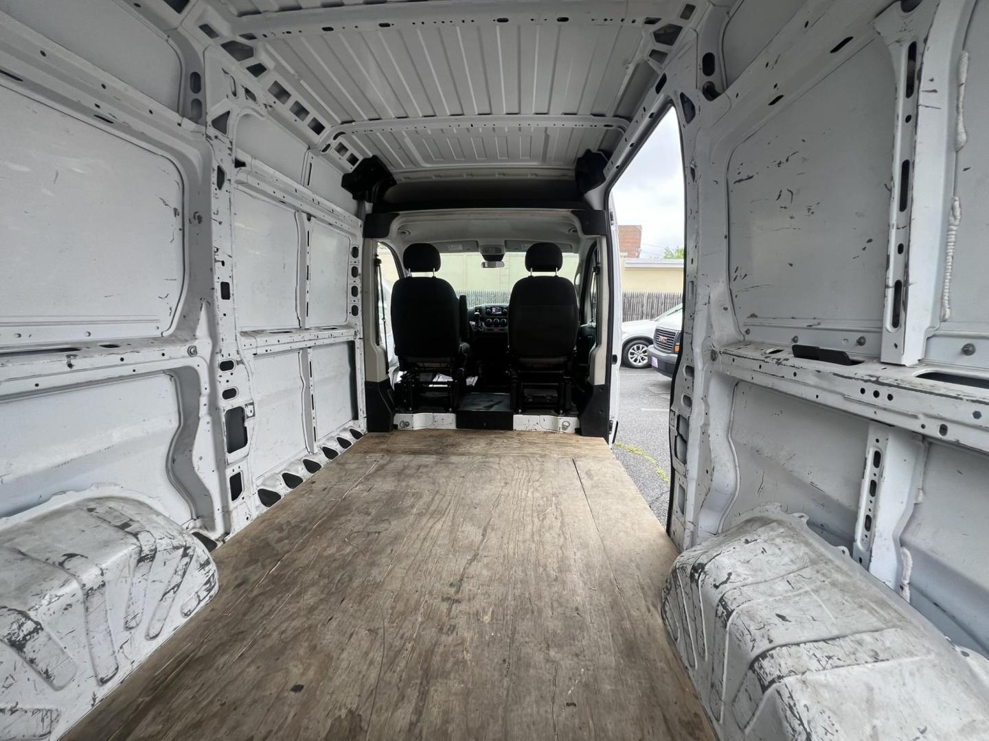 2020 RAM Promaster 1500 High Roof Tradesman 136-in. WB (3C6TRVBG2LE) with an 3.6L V6 engine, 6A transmission, located at 1018 Brunswick Ave, Trenton, NJ, 08638, (609) 989-0900, 40.240086, -74.748085 - Photo#7