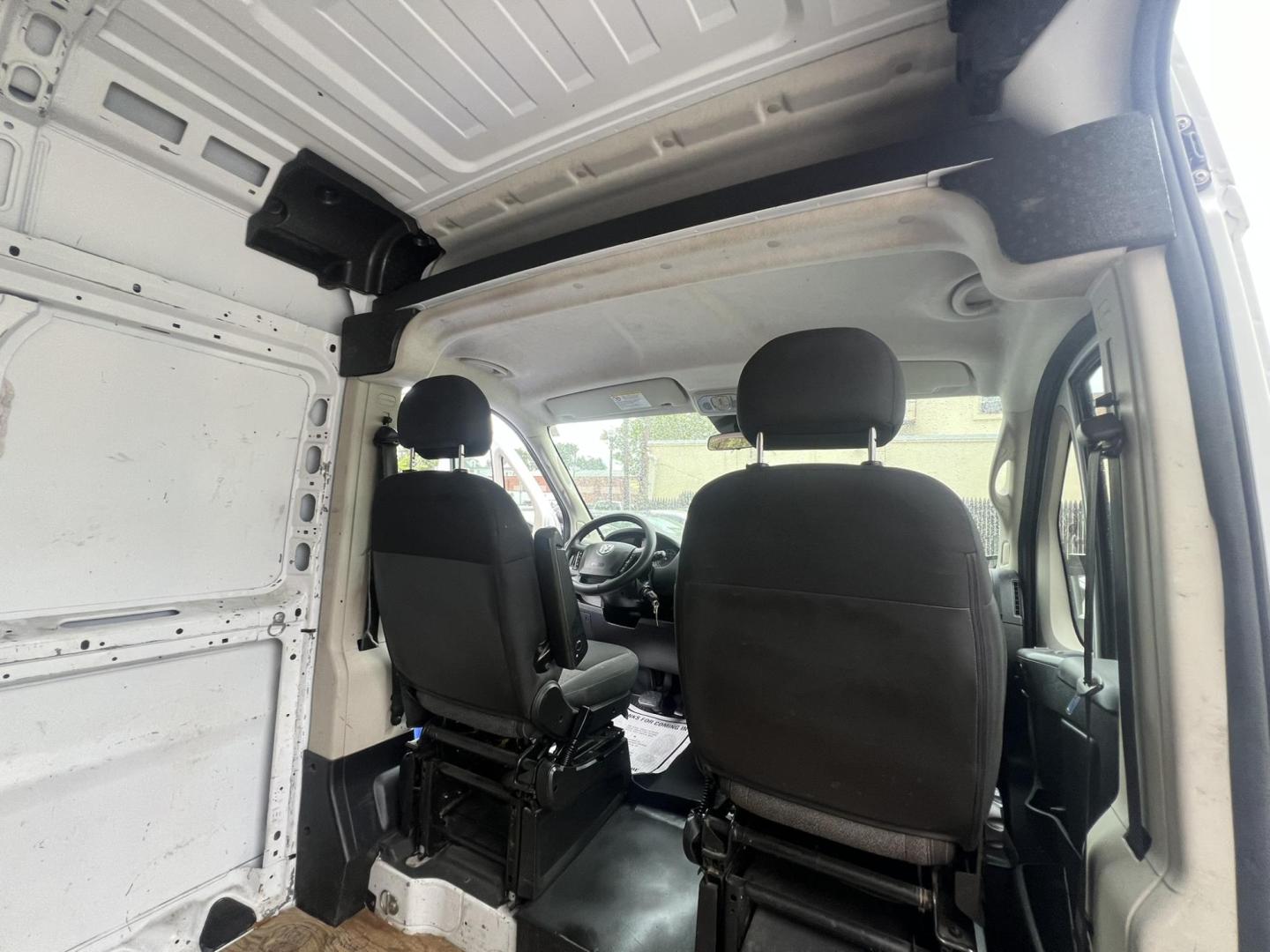 2020 RAM Promaster 1500 High Roof Tradesman 136-in. WB (3C6TRVBG2LE) with an 3.6L V6 engine, 6A transmission, located at 1018 Brunswick Ave, Trenton, NJ, 08638, (609) 989-0900, 40.240086, -74.748085 - Photo#9
