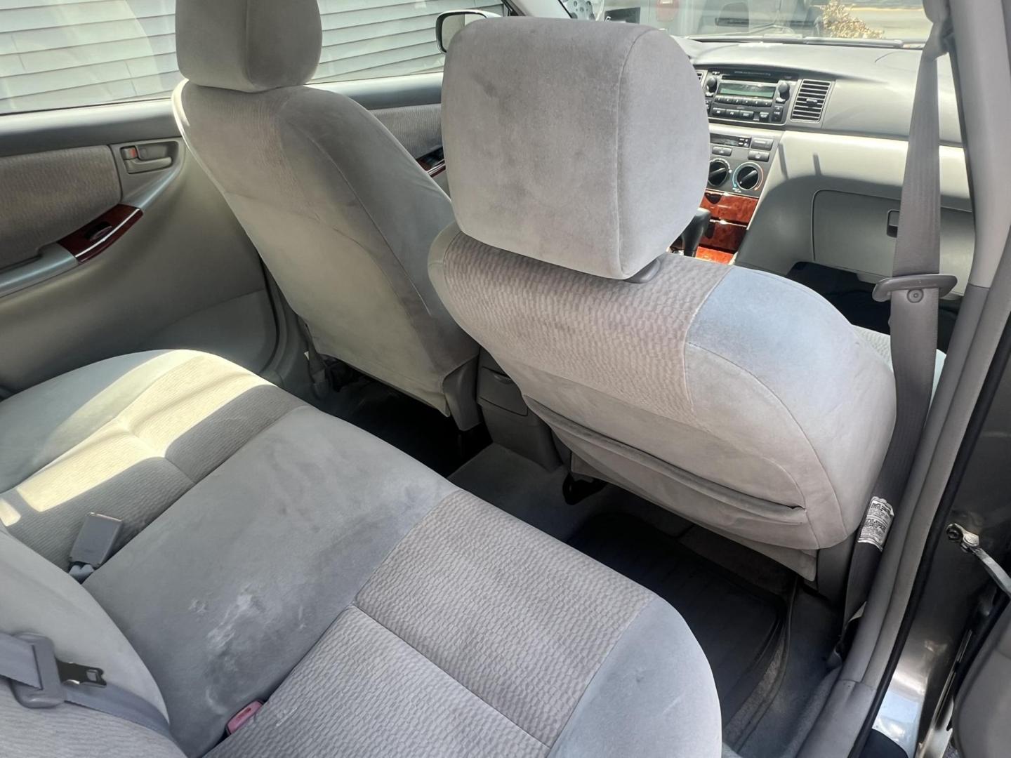 2007 GRAY /beige Toyota Corolla CE (2T1BR32E97C) with an 1.8L L4 DOHC 16V engine, located at 1018 Brunswick Ave, Trenton, NJ, 08638, (609) 989-0900, 40.240086, -74.748085 - Photo#10