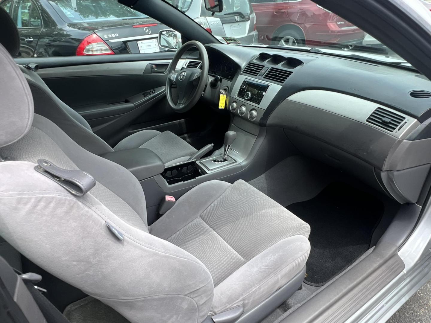 2008 Toyota Camry Solara SE Convertible (4T1FA38P68U) with an 3.3L V6 DOHC 24V engine, 5-Speed Automatic Overdrive transmission, located at 1018 Brunswick Ave, Trenton, NJ, 08638, (609) 989-0900, 40.240086, -74.748085 - Photo#14