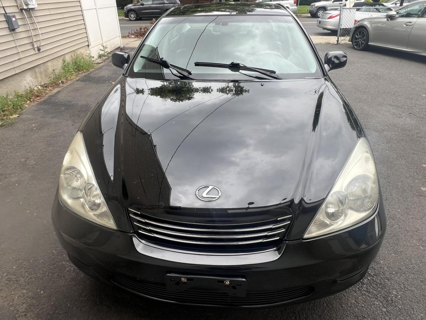 2002 BLACK /Black Leather Lexus ES 300 Sedan (JTHBF30G220) with an 3.0L V6 DOHC 24V engine, 5-Speed Automatic Overdrive transmission, located at 1018 Brunswick Ave, Trenton, NJ, 08638, (609) 989-0900, 40.240086, -74.748085 - Photo#1