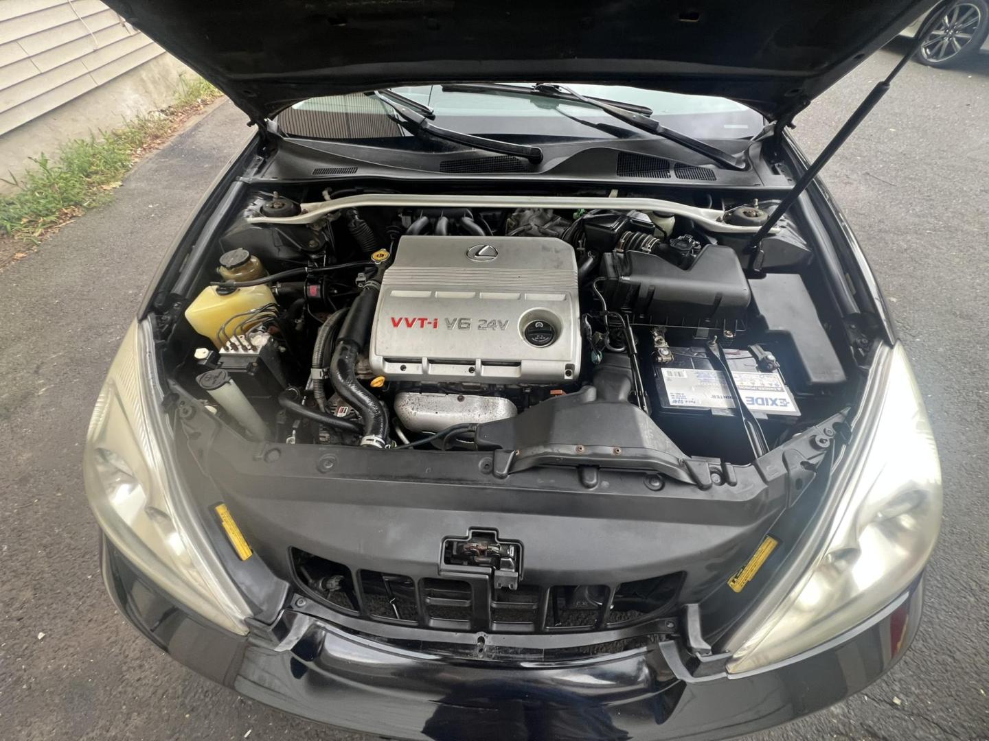 2002 BLACK /Black Leather Lexus ES 300 Sedan (JTHBF30G220) with an 3.0L V6 DOHC 24V engine, 5-Speed Automatic Overdrive transmission, located at 1018 Brunswick Ave, Trenton, NJ, 08638, (609) 989-0900, 40.240086, -74.748085 - Photo#11