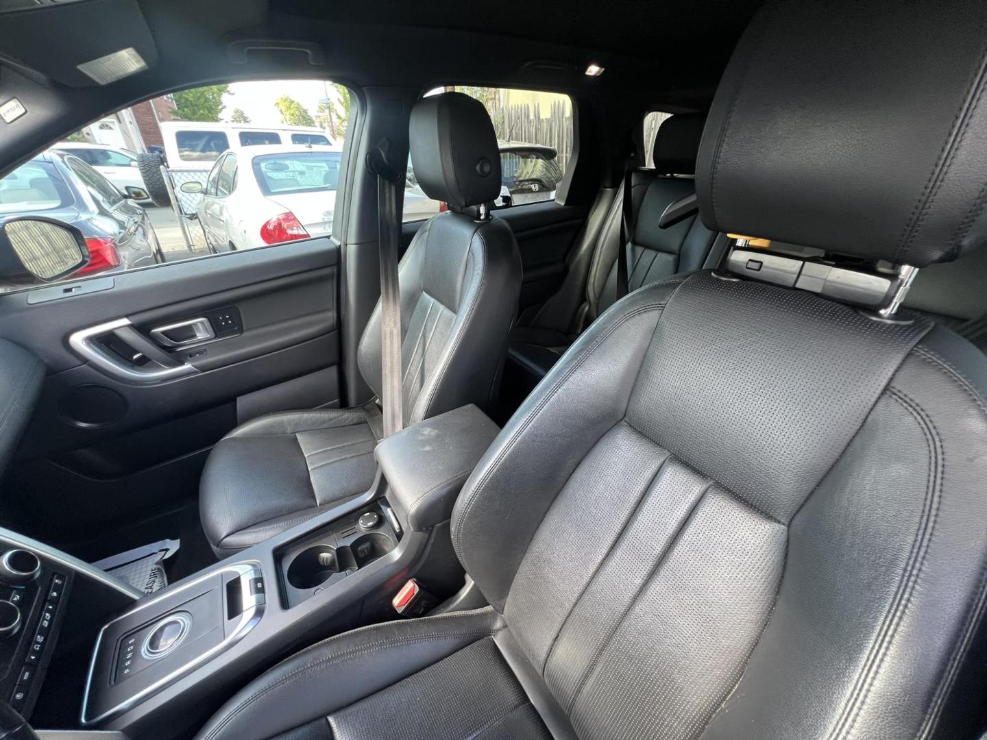 2019 Red /Black Leather Land Rover Discovery Sport HSE (SALCR2FXXKH) with an 2.0L L4 DOHC 16V engine, 9A transmission, located at 1018 Brunswick Ave, Trenton, NJ, 08638, (609) 989-0900, 40.240086, -74.748085 - A really clean 1 owner Land Rover Discovery Sport! Super Clean and serviced up. A must see and drive ASAP, call Anthony to set up an appt. 609-273-5100 - Photo#16