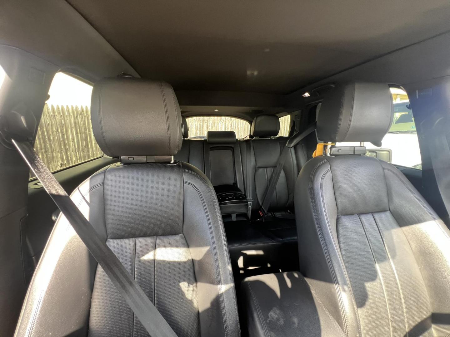 2019 Red /Black Leather Land Rover Discovery Sport HSE (SALCR2FXXKH) with an 2.0L L4 DOHC 16V engine, 9A transmission, located at 1018 Brunswick Ave, Trenton, NJ, 08638, (609) 989-0900, 40.240086, -74.748085 - A really clean 1 owner Land Rover Discovery Sport! Super Clean and serviced up. A must see and drive ASAP, call Anthony to set up an appt. 609-273-5100 - Photo#19