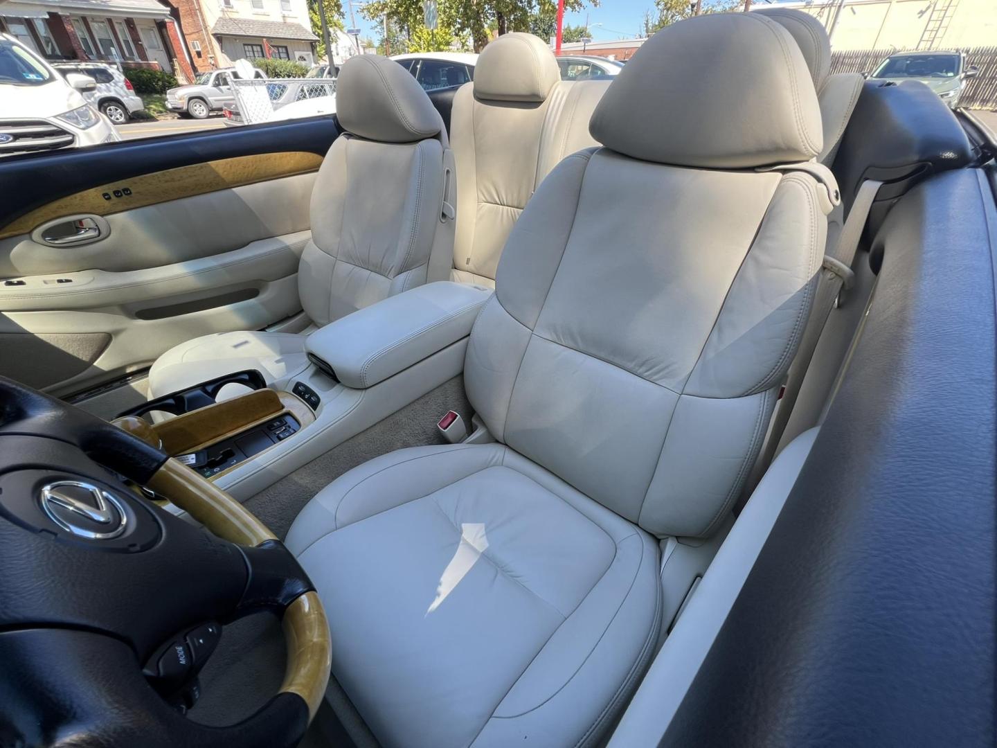 2002 Lexus SC 430 Convertible (JTHFN48Y520) with an 4.3L V8 DOHC 32V engine, 5-Speed Automatic Overdrive transmission, located at 1018 Brunswick Ave, Trenton, NJ, 08638, (609) 989-0900, 40.240086, -74.748085 - Photo#13