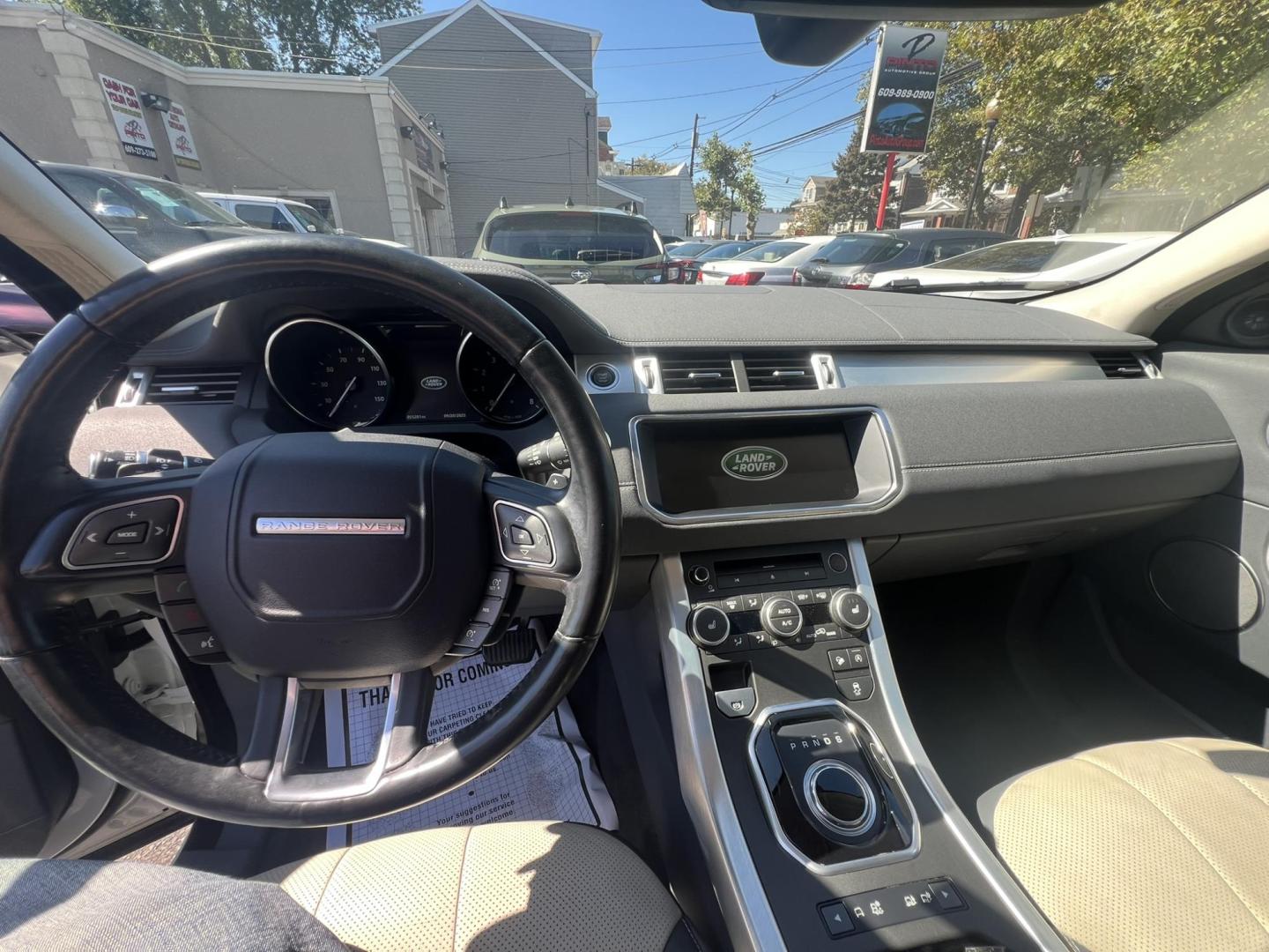 2017 White /Gray Land Rover Range Rover Evoque SE (SALVP2BG1HH) with an 2.0L L4 DOHC 24V TURBO engine, 9A transmission, located at 1018 Brunswick Ave, Trenton, NJ, 08638, (609) 989-0900, 40.240086, -74.748085 - Photo#20