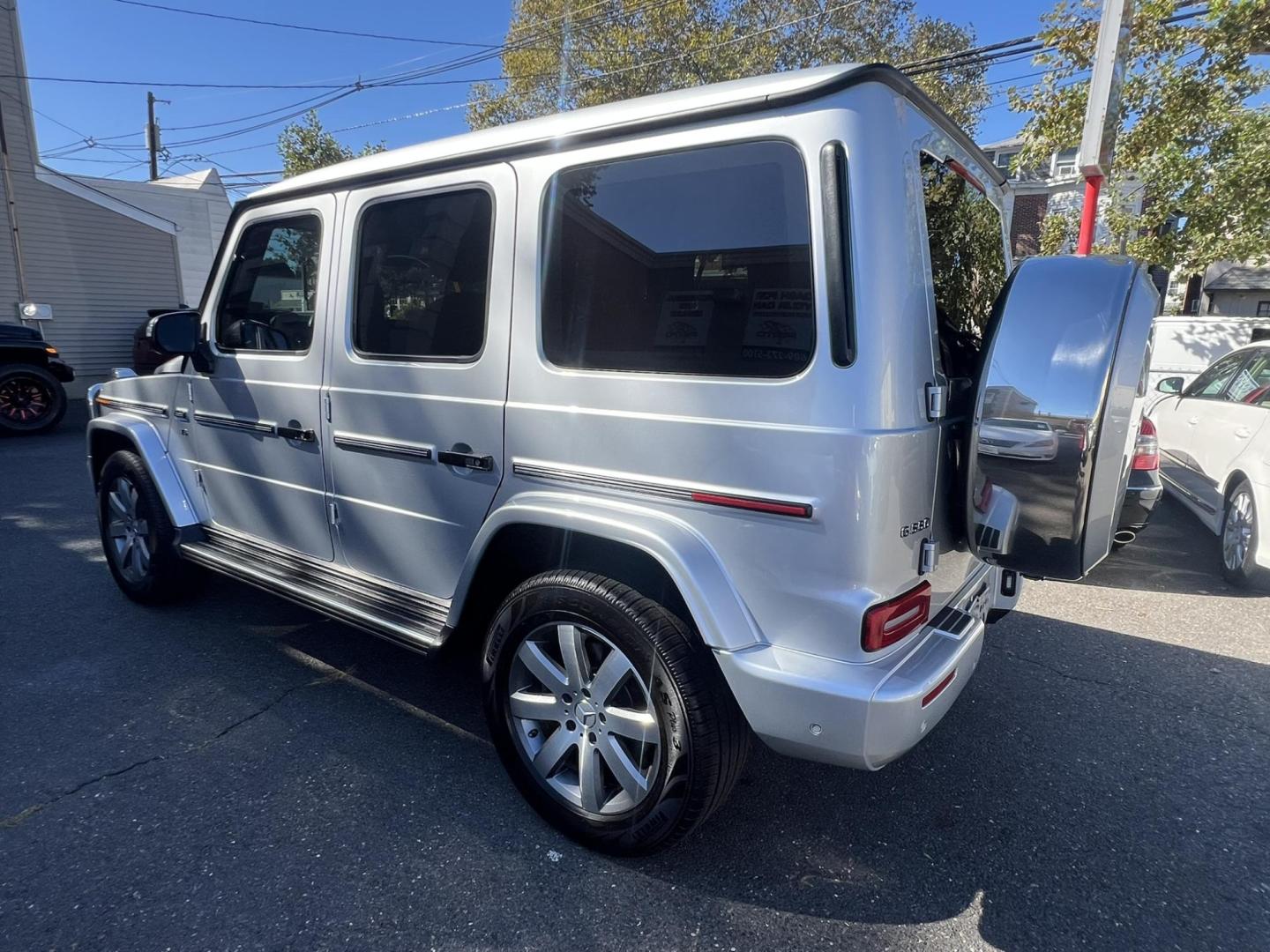 2019 SILVER /Black Leather Mercedes-Benz G-Class G550 (WDCYC6BJXKX) with an 4.0L V8 SOHC 24V engine, 7A transmission, located at 1018 Brunswick Ave, Trenton, NJ, 08638, (609) 989-0900, 40.240086, -74.748085 - Photo#3