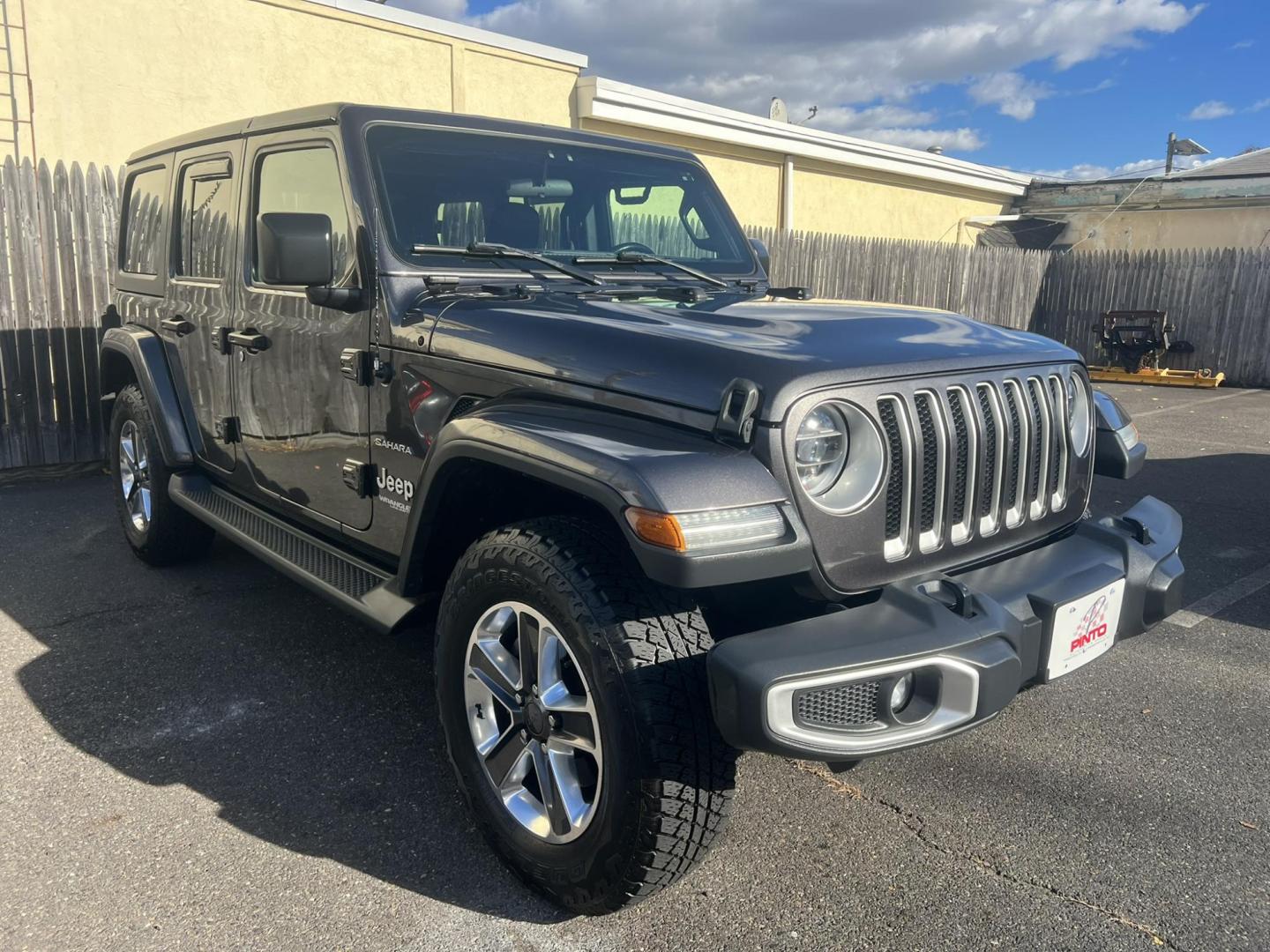 2019 GRAY /Black Jeep Wrangler Unlimited Sahara (1C4HJXEN1KW) with an 2.0L L4 DOHC 16V TURBO engine, 6A transmission, located at 1018 Brunswick Ave, Trenton, NJ, 08638, (609) 989-0900, 40.240086, -74.748085 - Wow! This Sahara is loaded up with great options and a great color combo! Just serviced up and looks and runs like brand new! A must see and drive ASAP while it lasts! Please call Anthony to set up an appt. to see it, 609-273-5100. Financing available!! - Photo#0